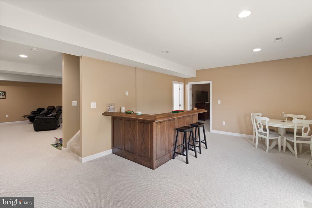 6451 EMILY ANNE COURT