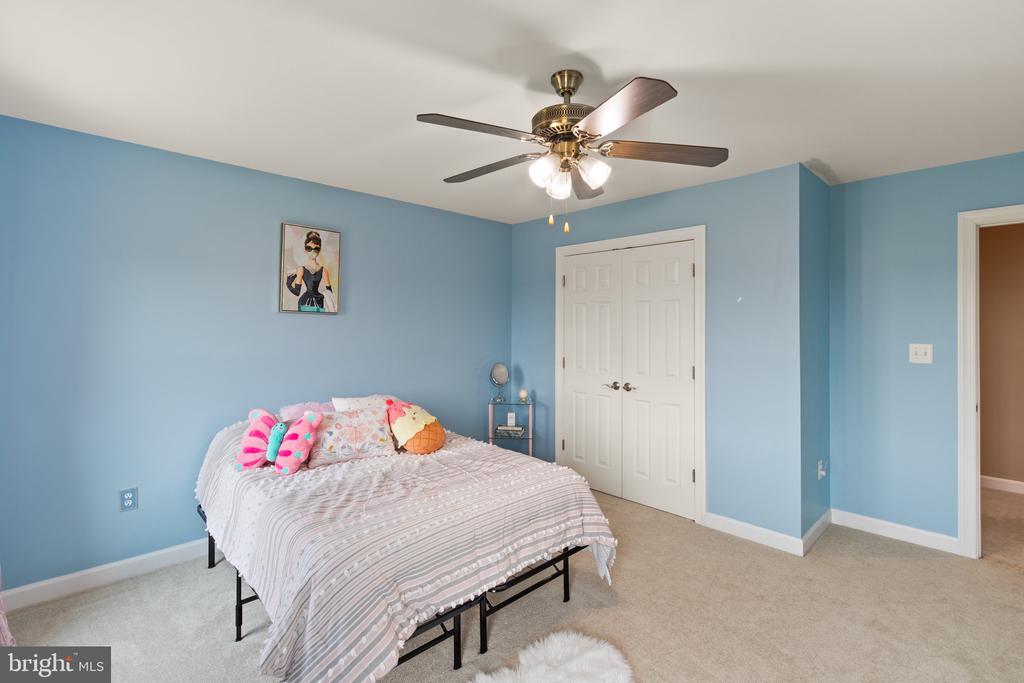 6451 EMILY ANNE COURT