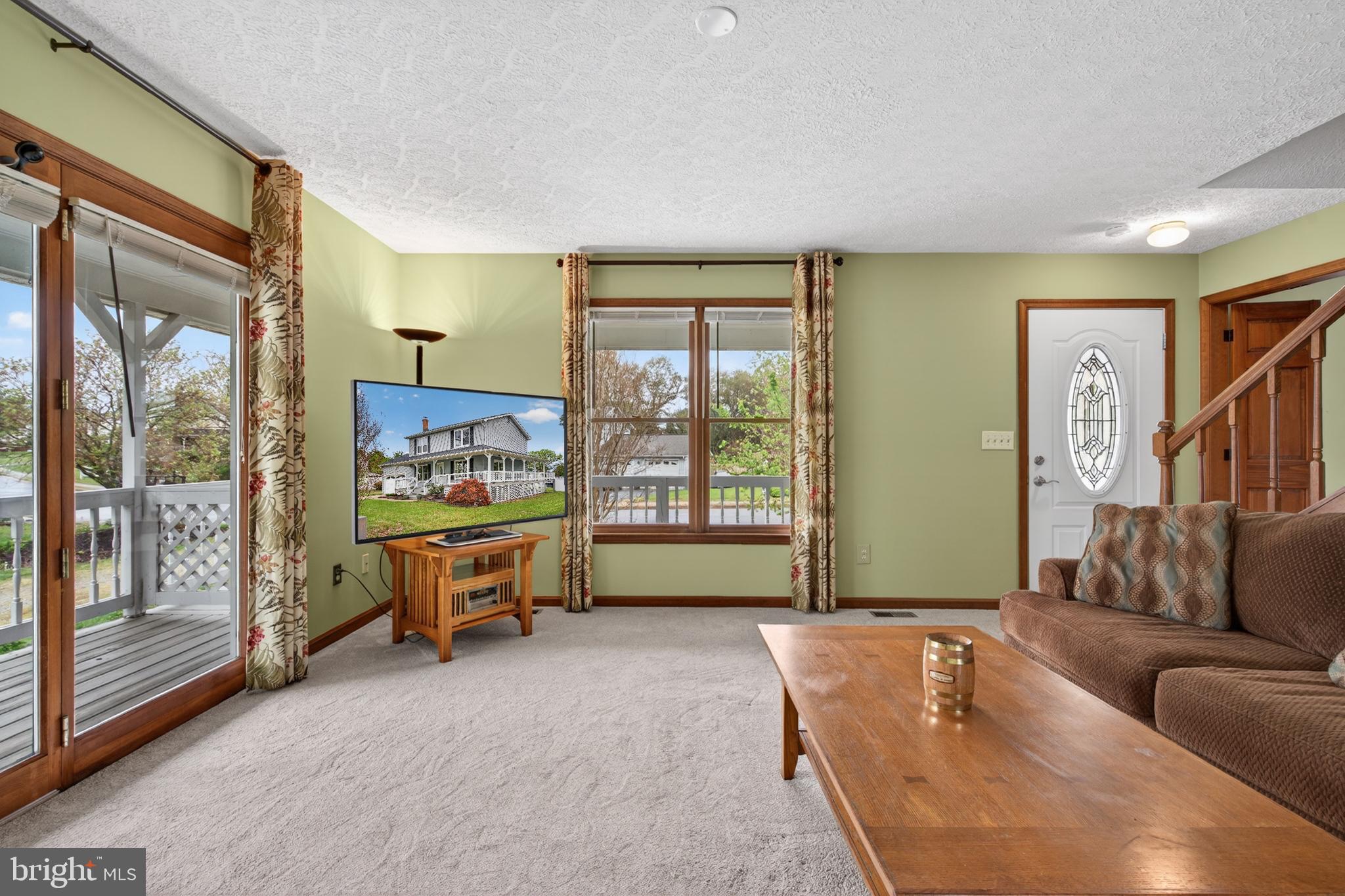 10985 BLAKE LANE