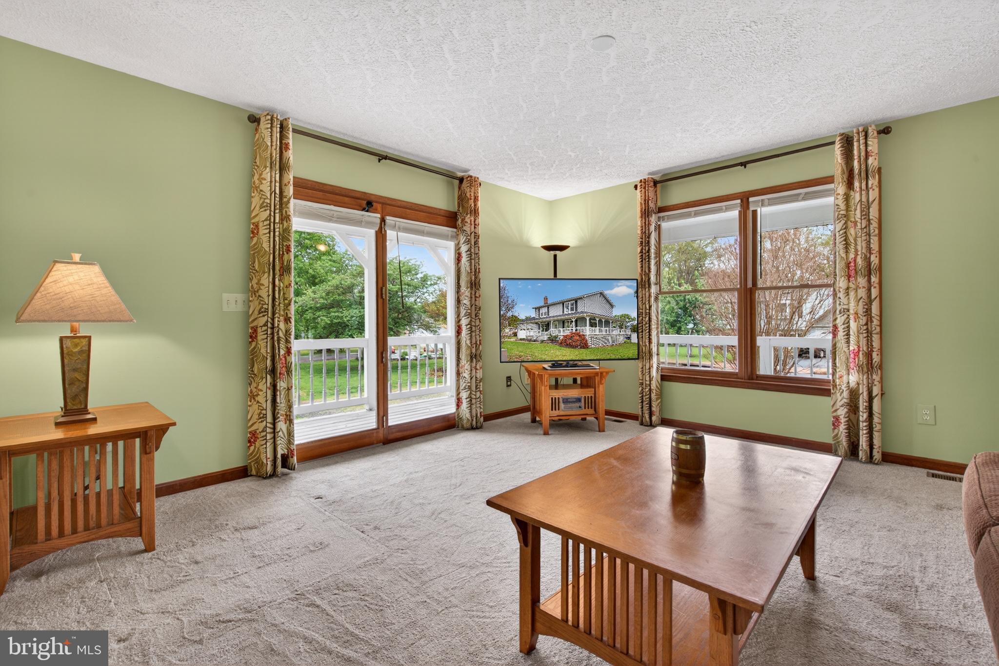 10985 BLAKE LANE