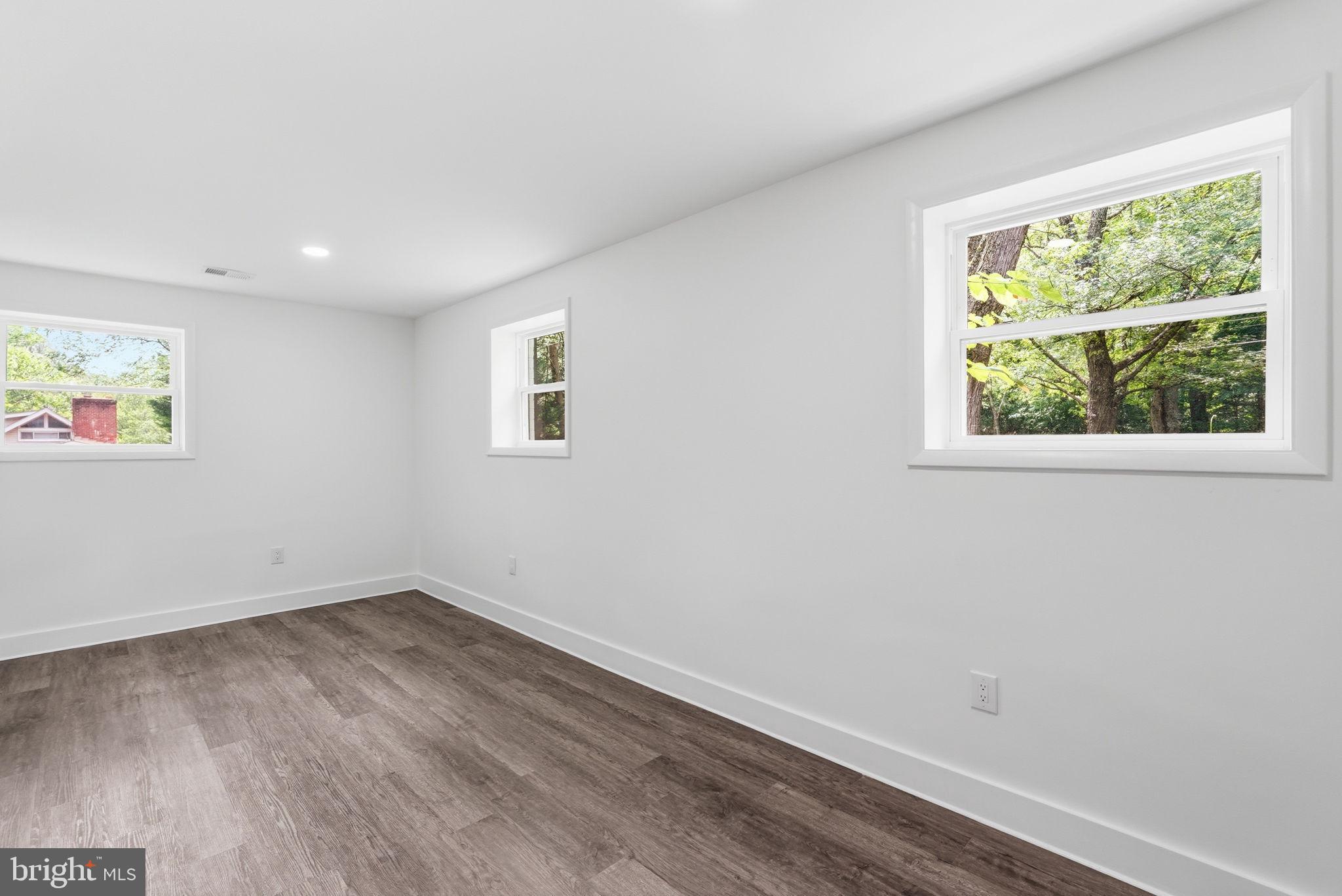 5388 DUMFRIES ROAD