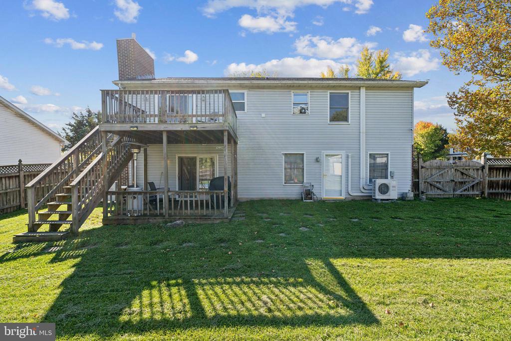 318 BLUEBIRD DRIVE
