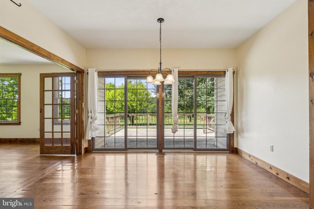 2716 HUNTING RIDGE ROAD