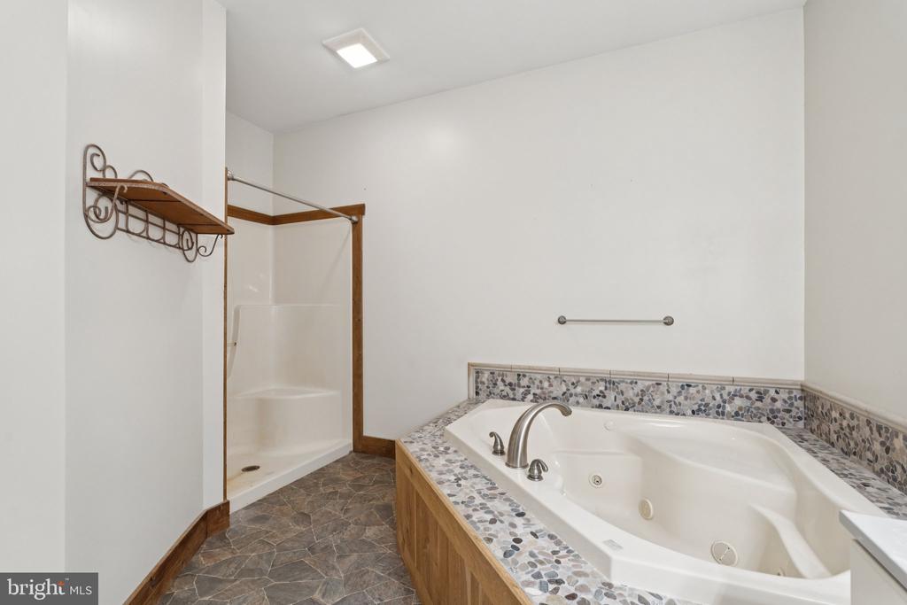 2716 HUNTING RIDGE ROAD