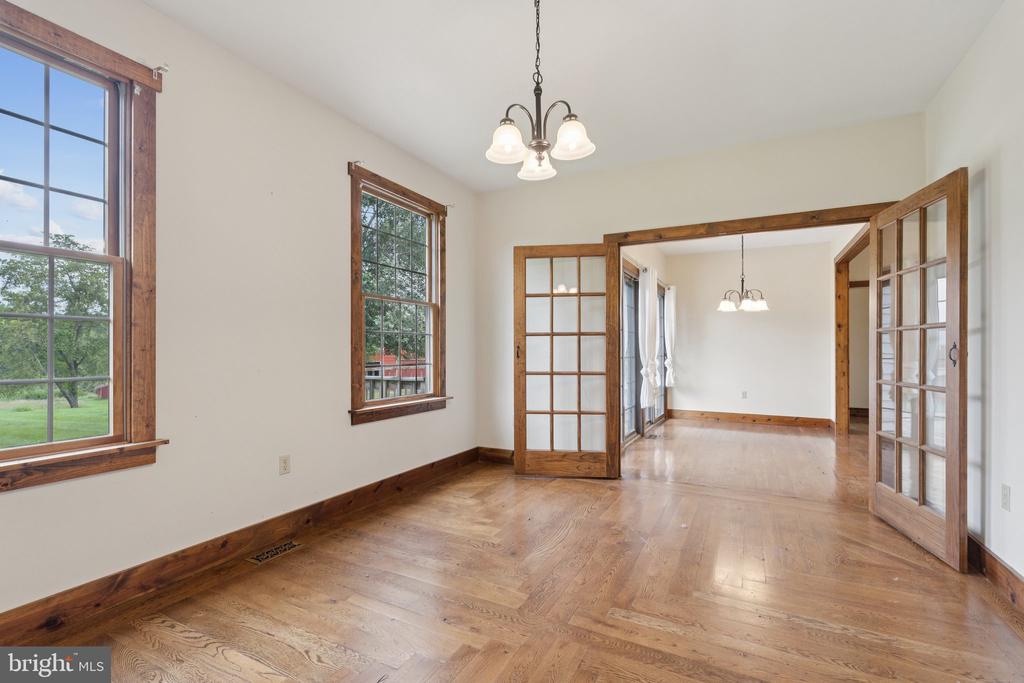 2716 HUNTING RIDGE ROAD