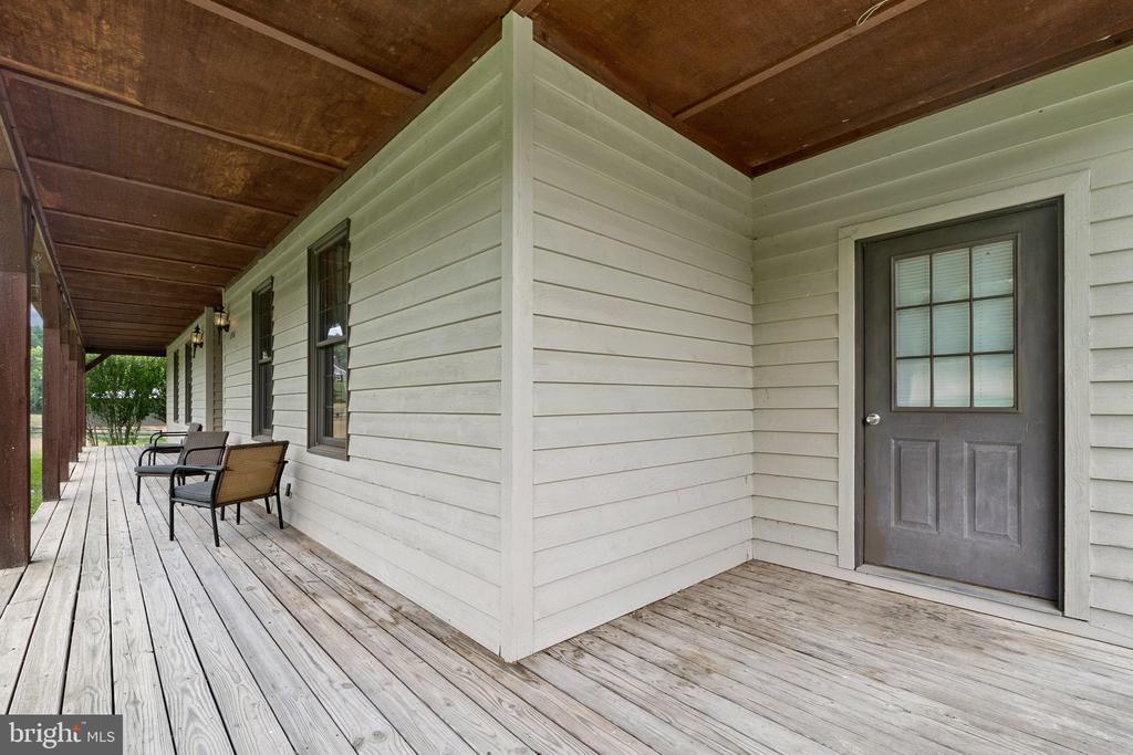 2716 HUNTING RIDGE ROAD