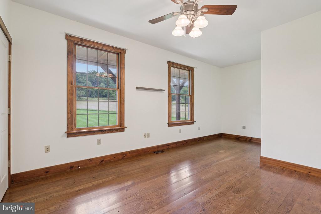 2716 HUNTING RIDGE ROAD