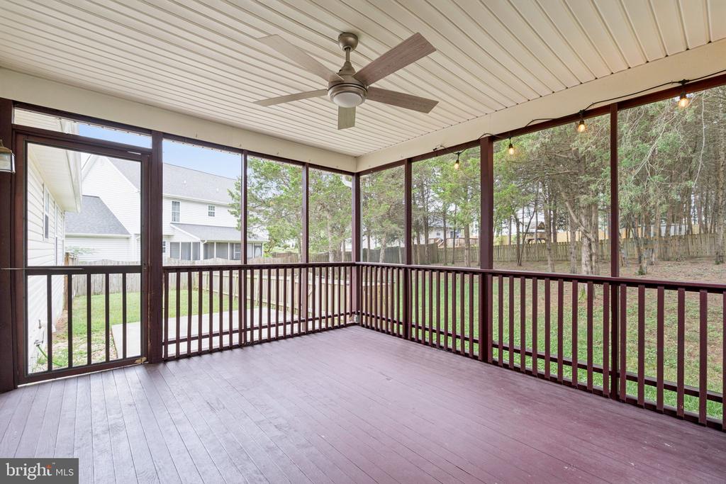 308 SENSENY GLEN DRIVE