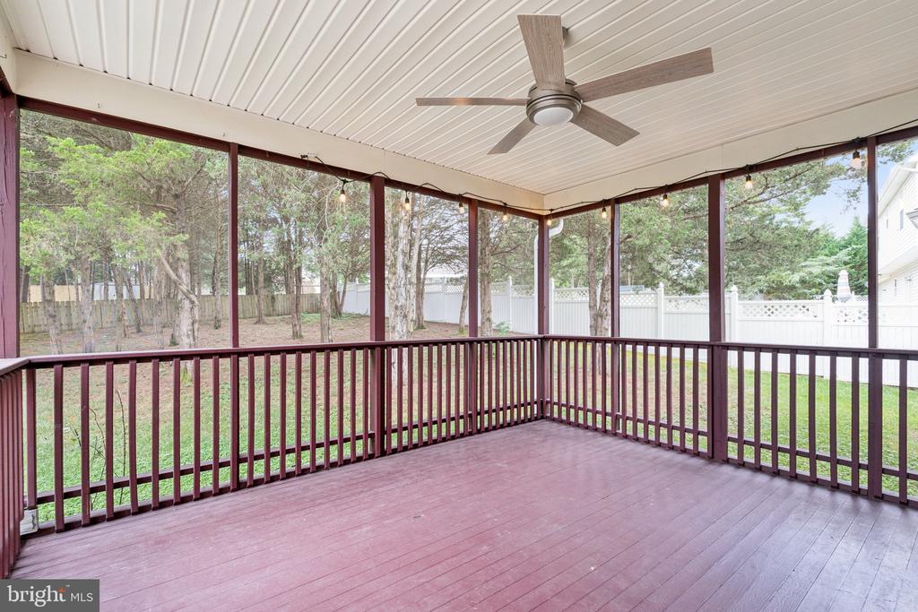 308 SENSENY GLEN DRIVE