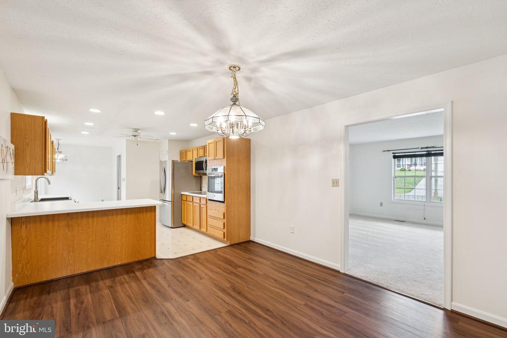 308 SENSENY GLEN DRIVE