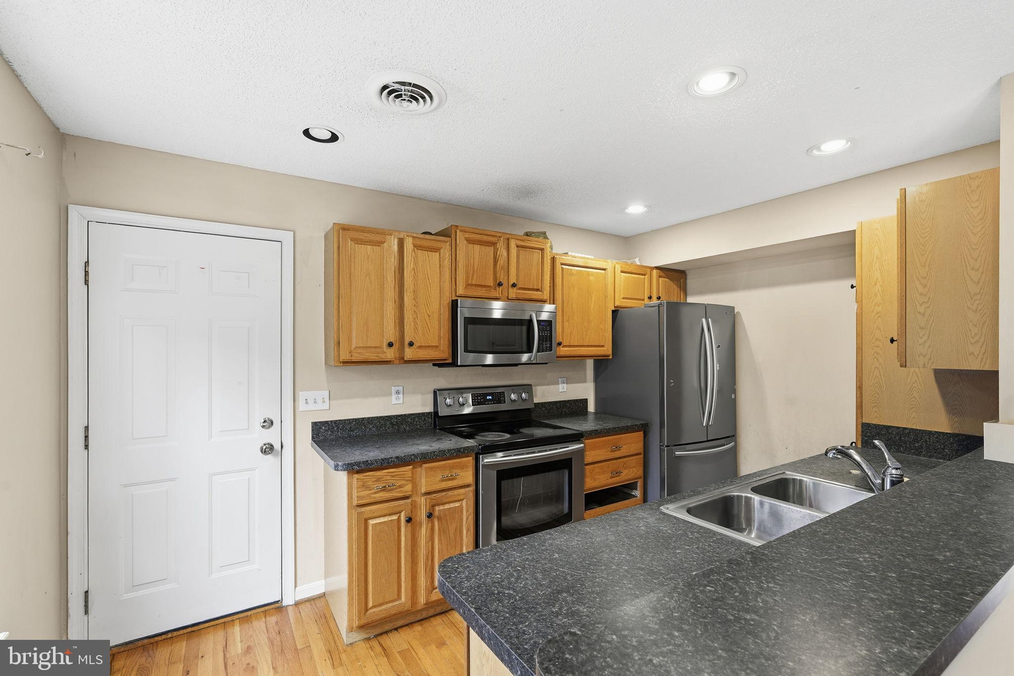 110 RUGBY PLACE