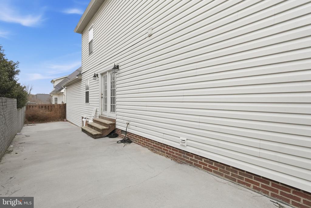 110 RUGBY PLACE