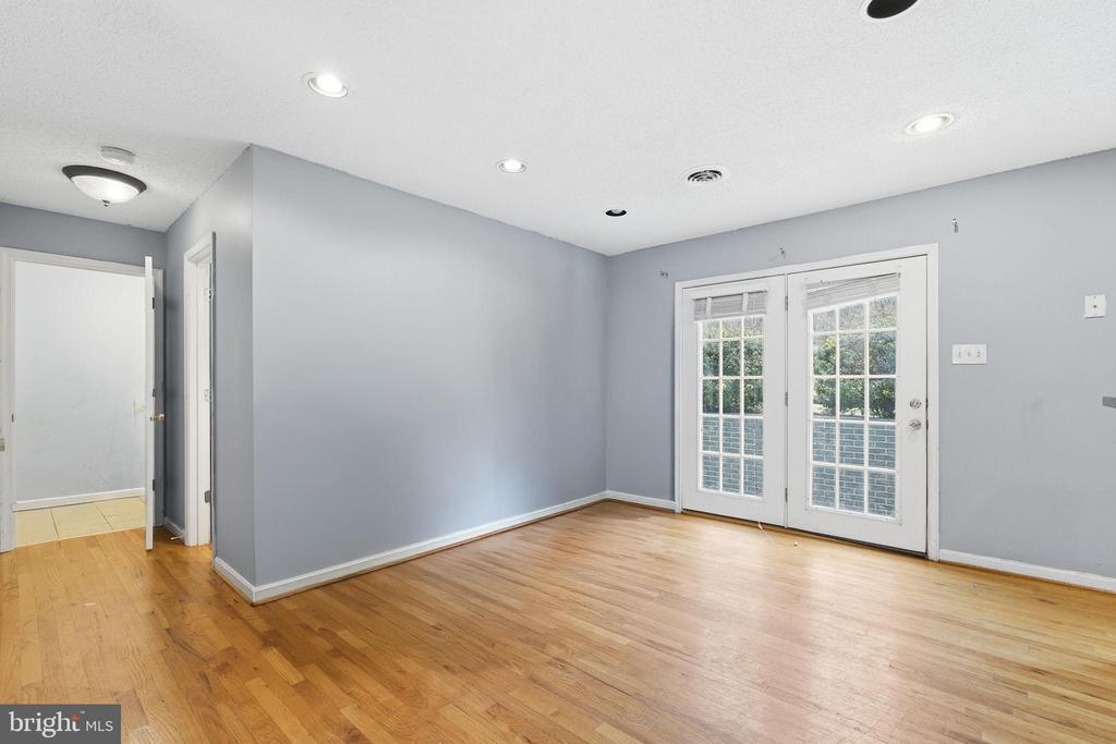 110 RUGBY PLACE