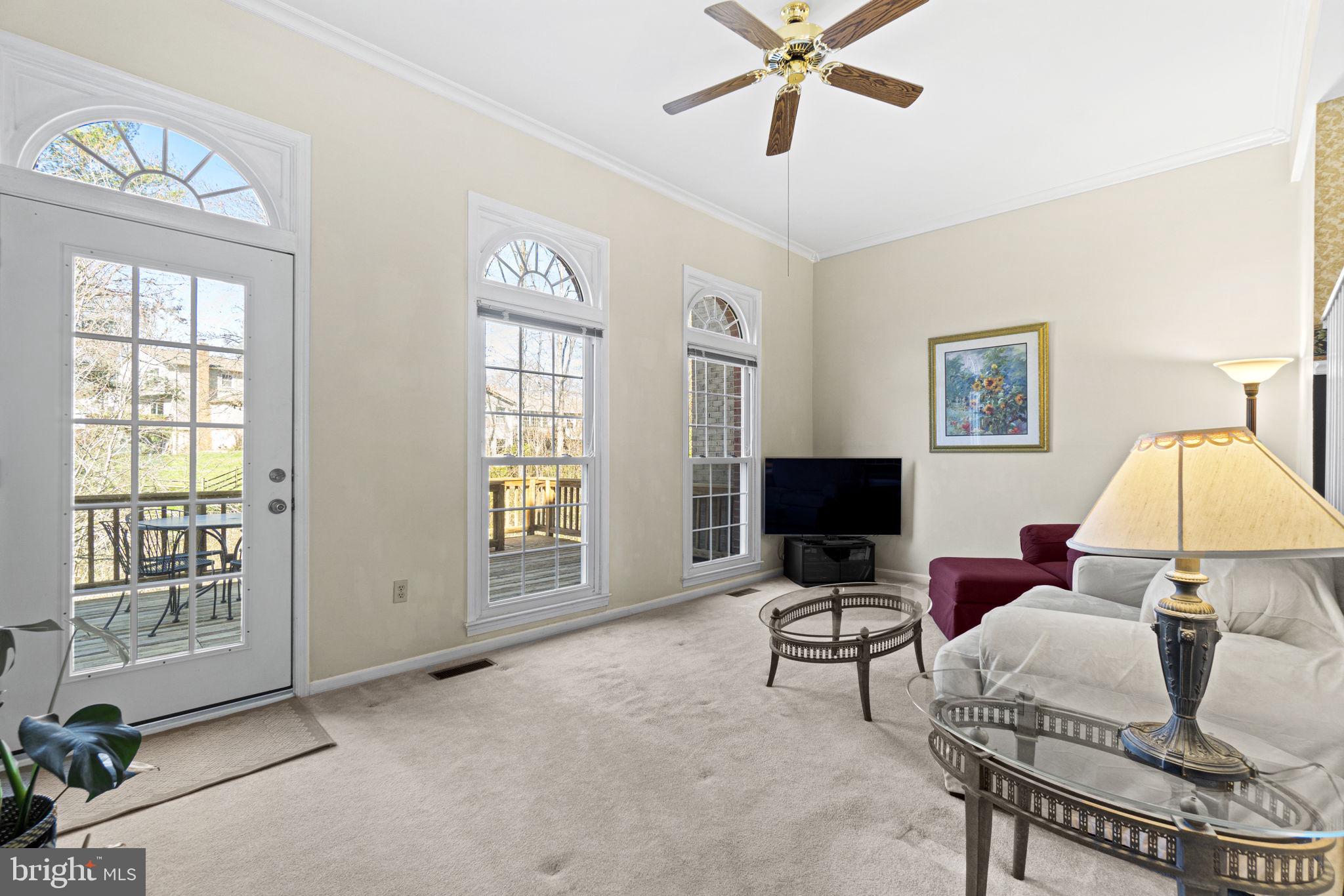 8046 SLEEPY VIEW LANE