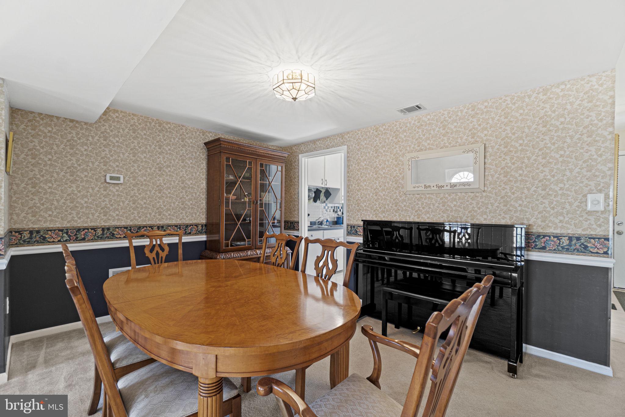 8046 SLEEPY VIEW LANE