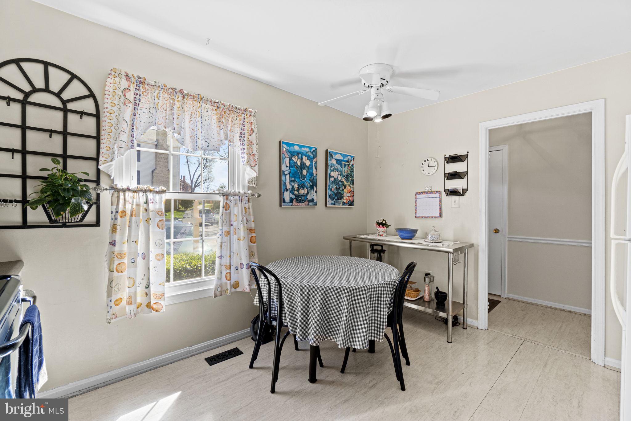 8046 SLEEPY VIEW LANE