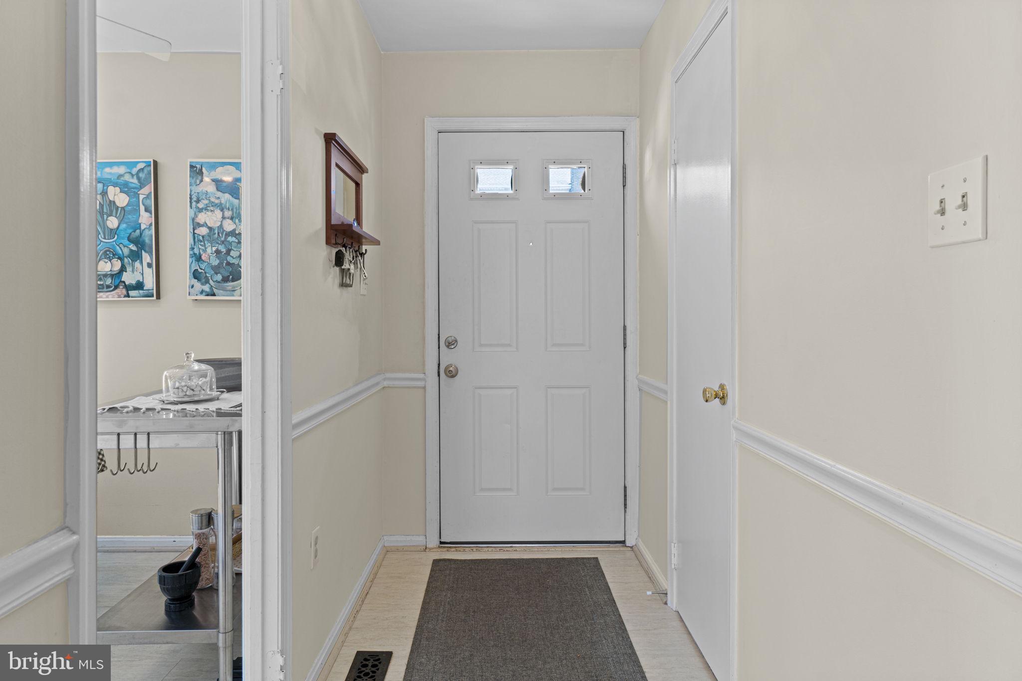8046 SLEEPY VIEW LANE