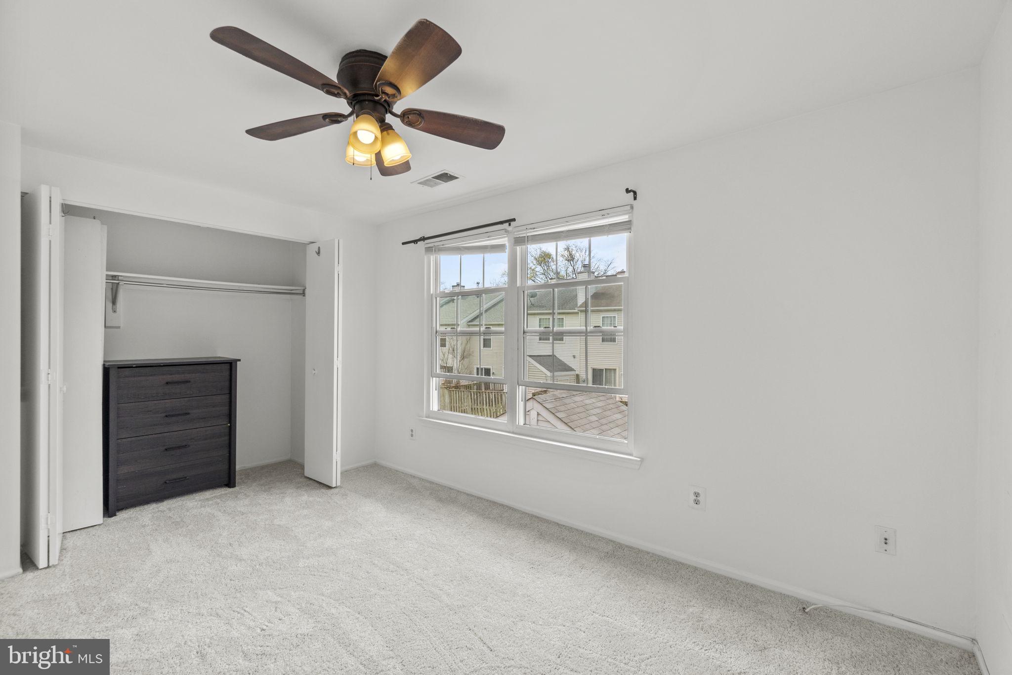 6917 CHISWICK LANE
