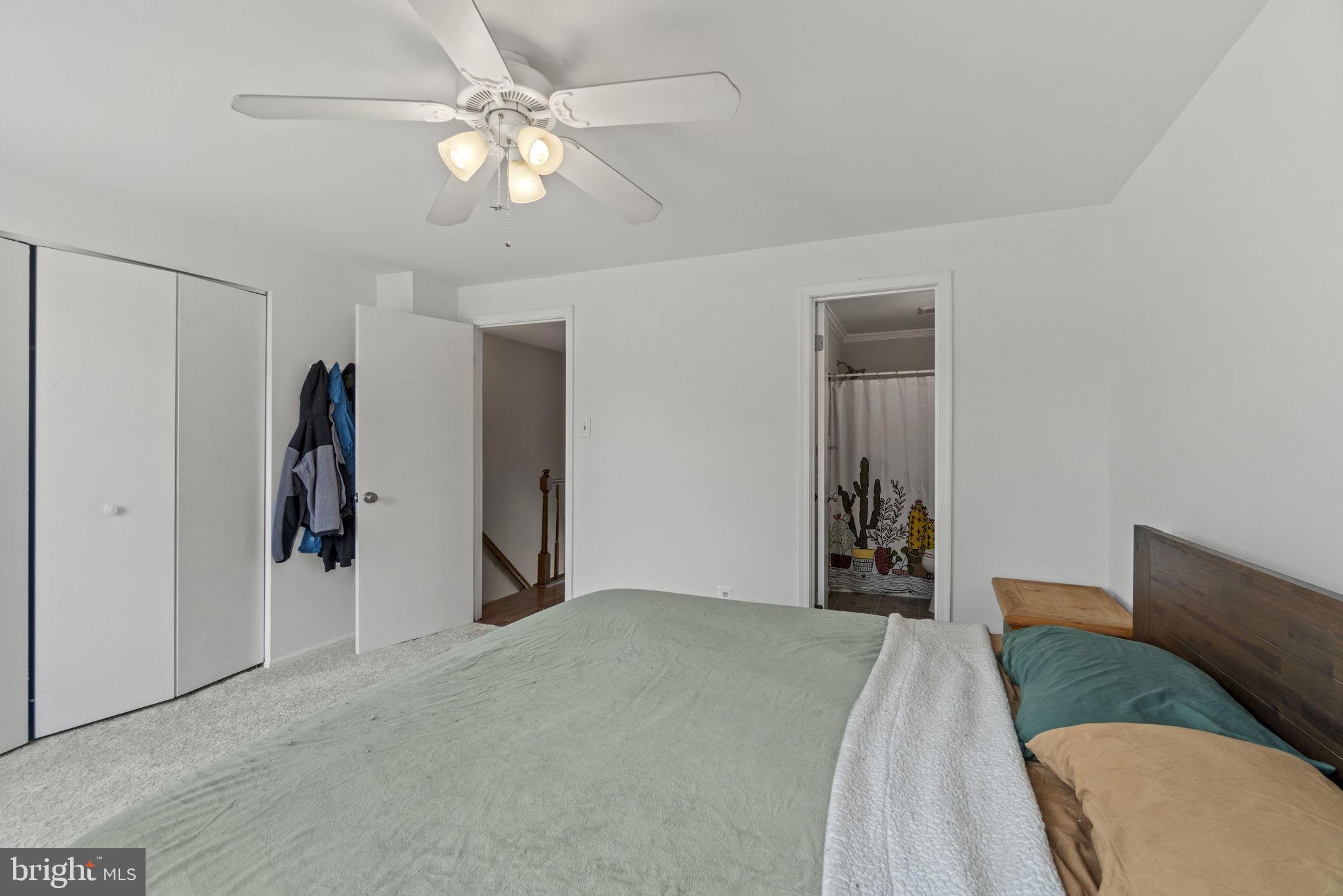 6917 CHISWICK LANE