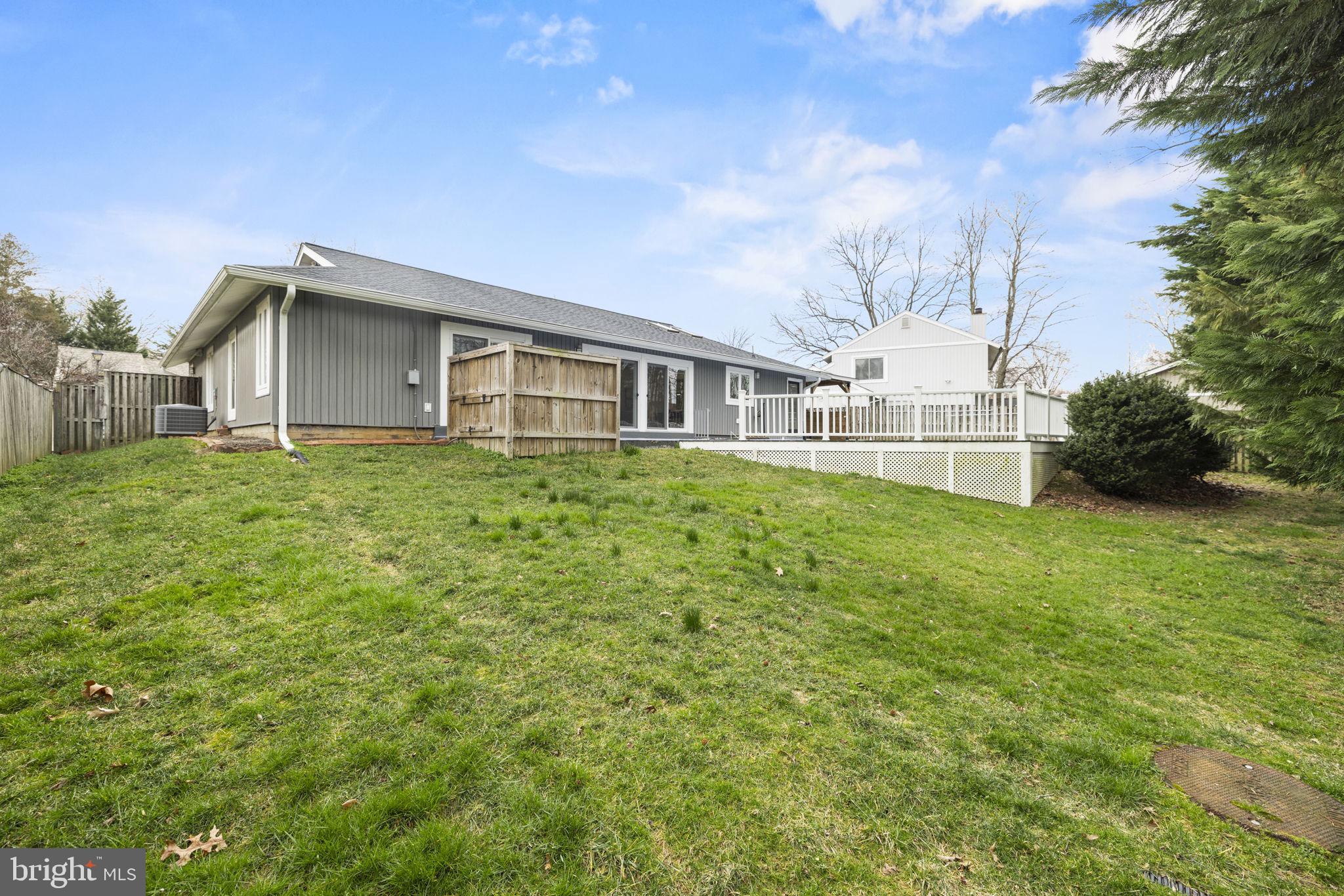 10415 FYFE COURT