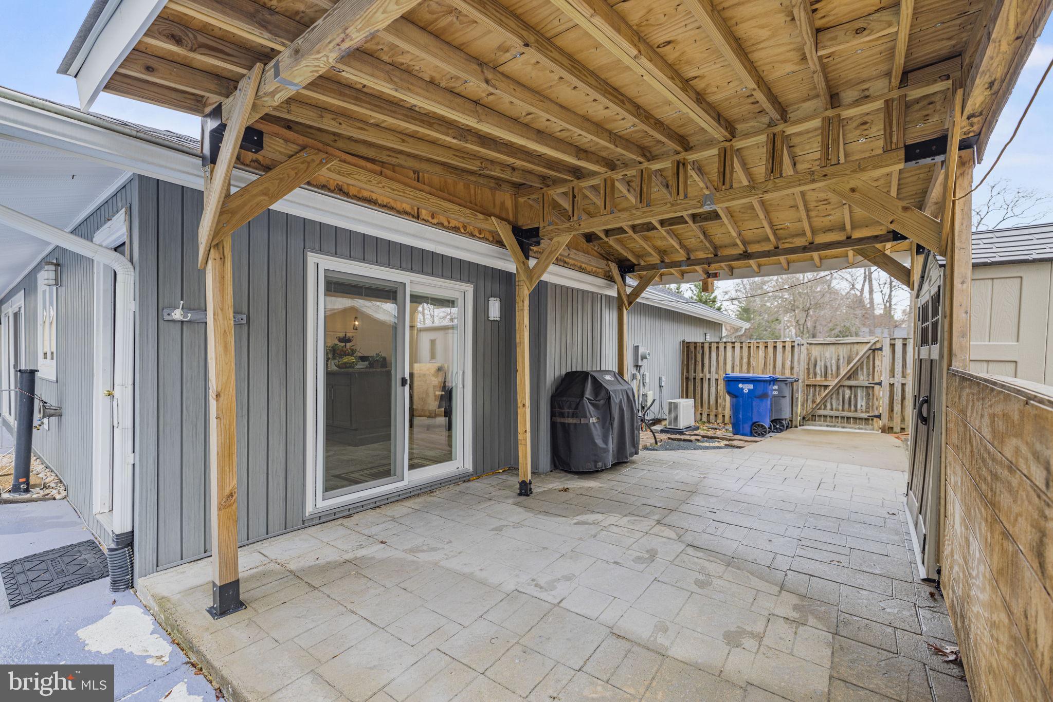 10415 FYFE COURT
