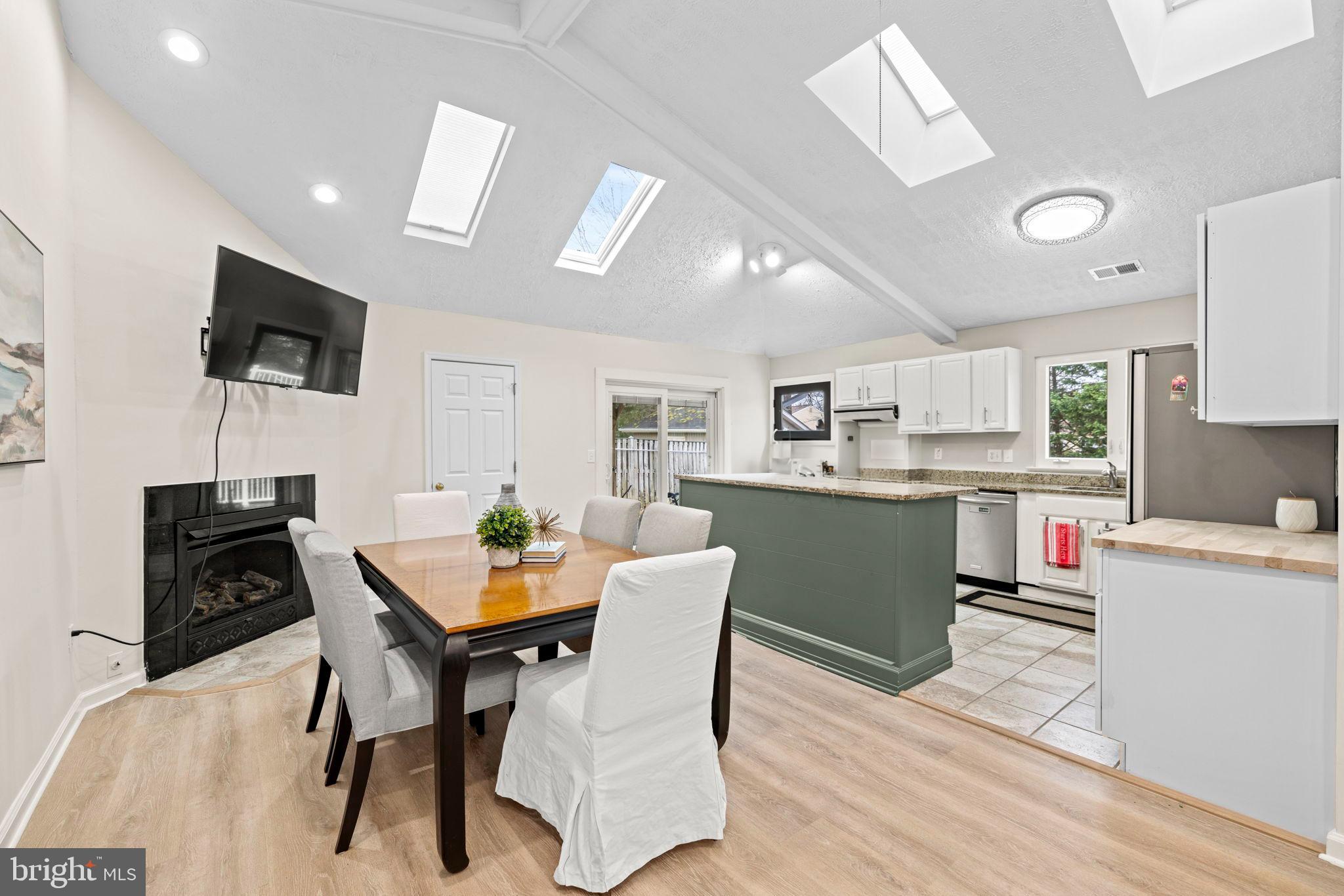 10415 FYFE COURT
