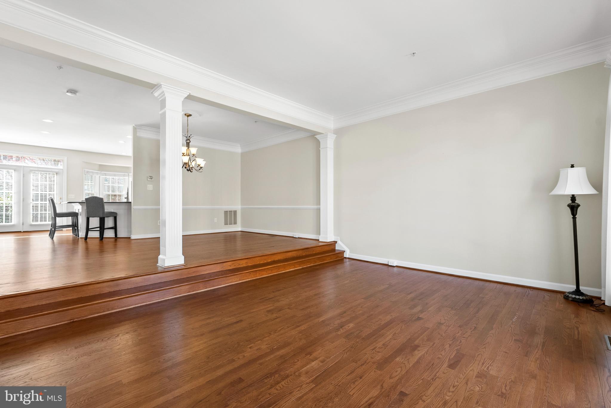 8025 KIDWELL HILL COURT