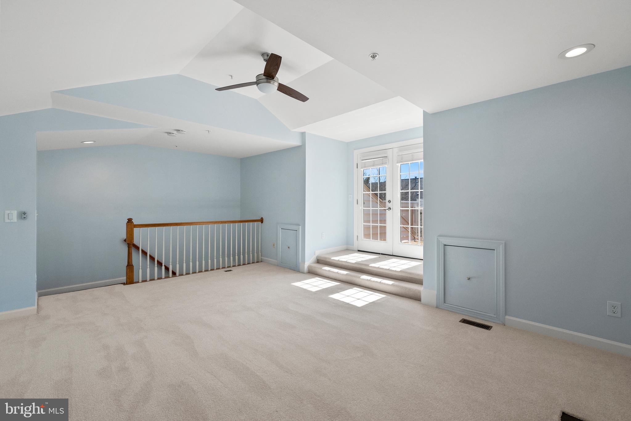 8025 KIDWELL HILL COURT