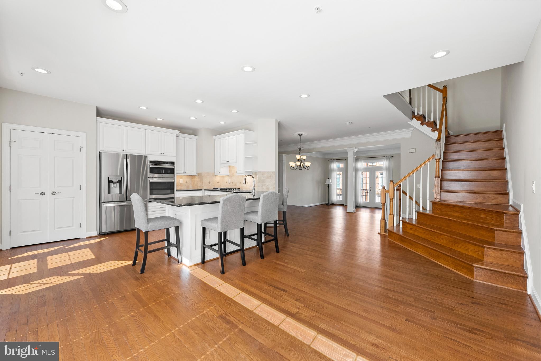 8025 KIDWELL HILL COURT