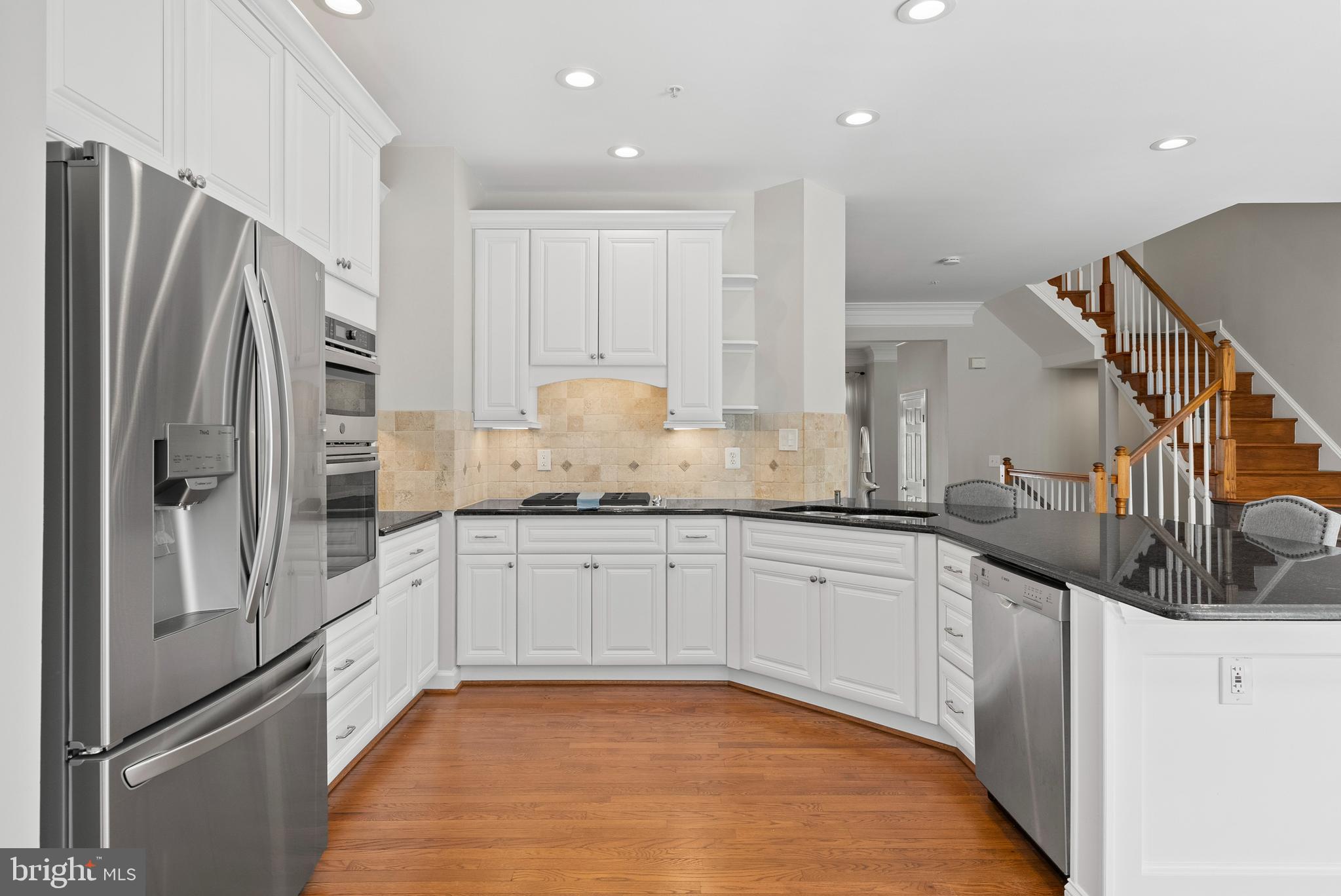 8025 KIDWELL HILL COURT