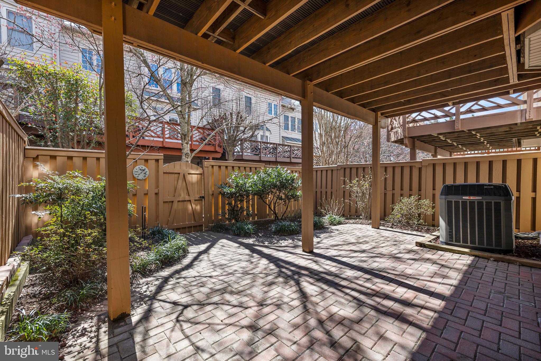 8025 KIDWELL HILL COURT