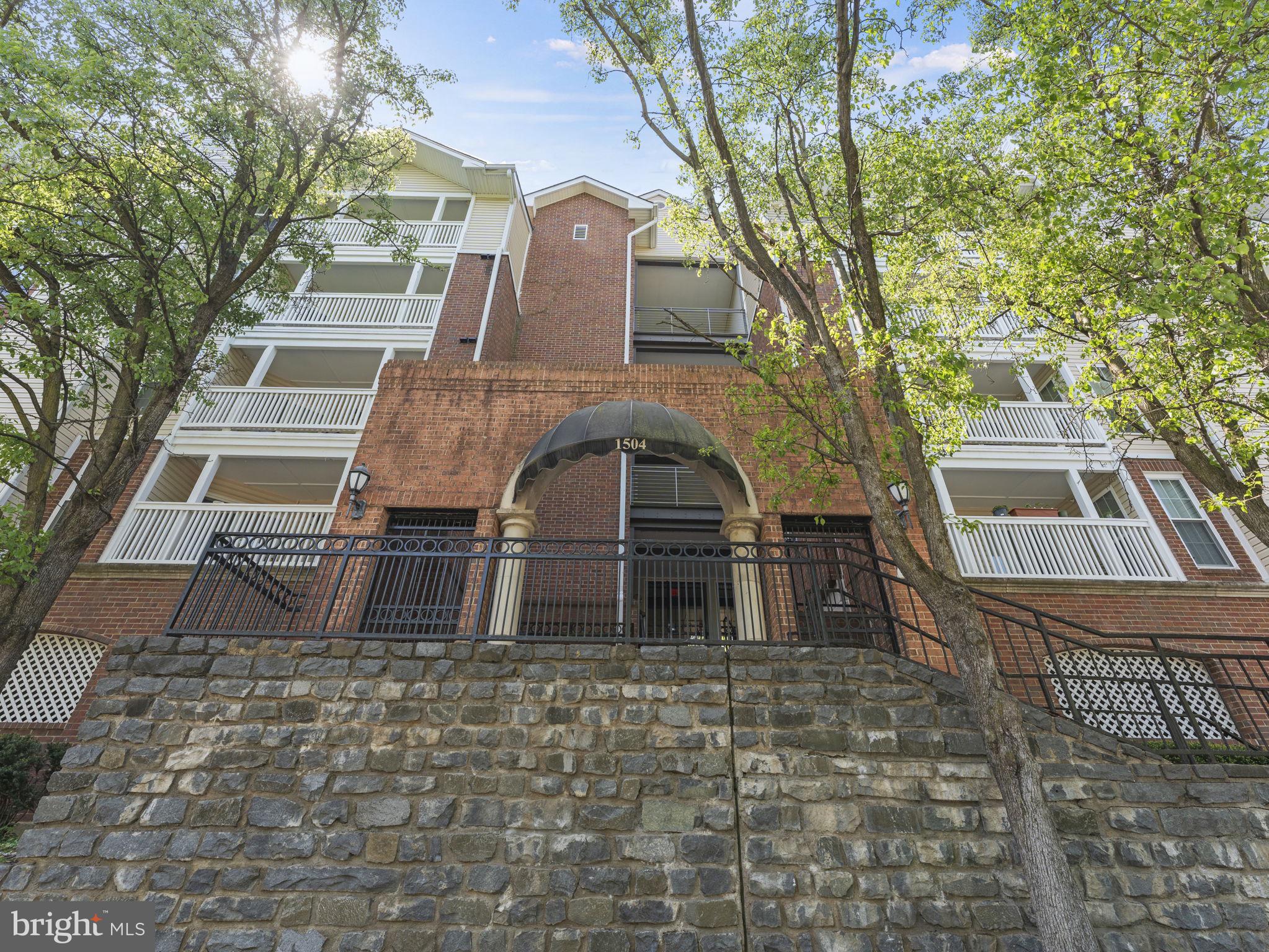 1504 LINCOLN WAY 320
