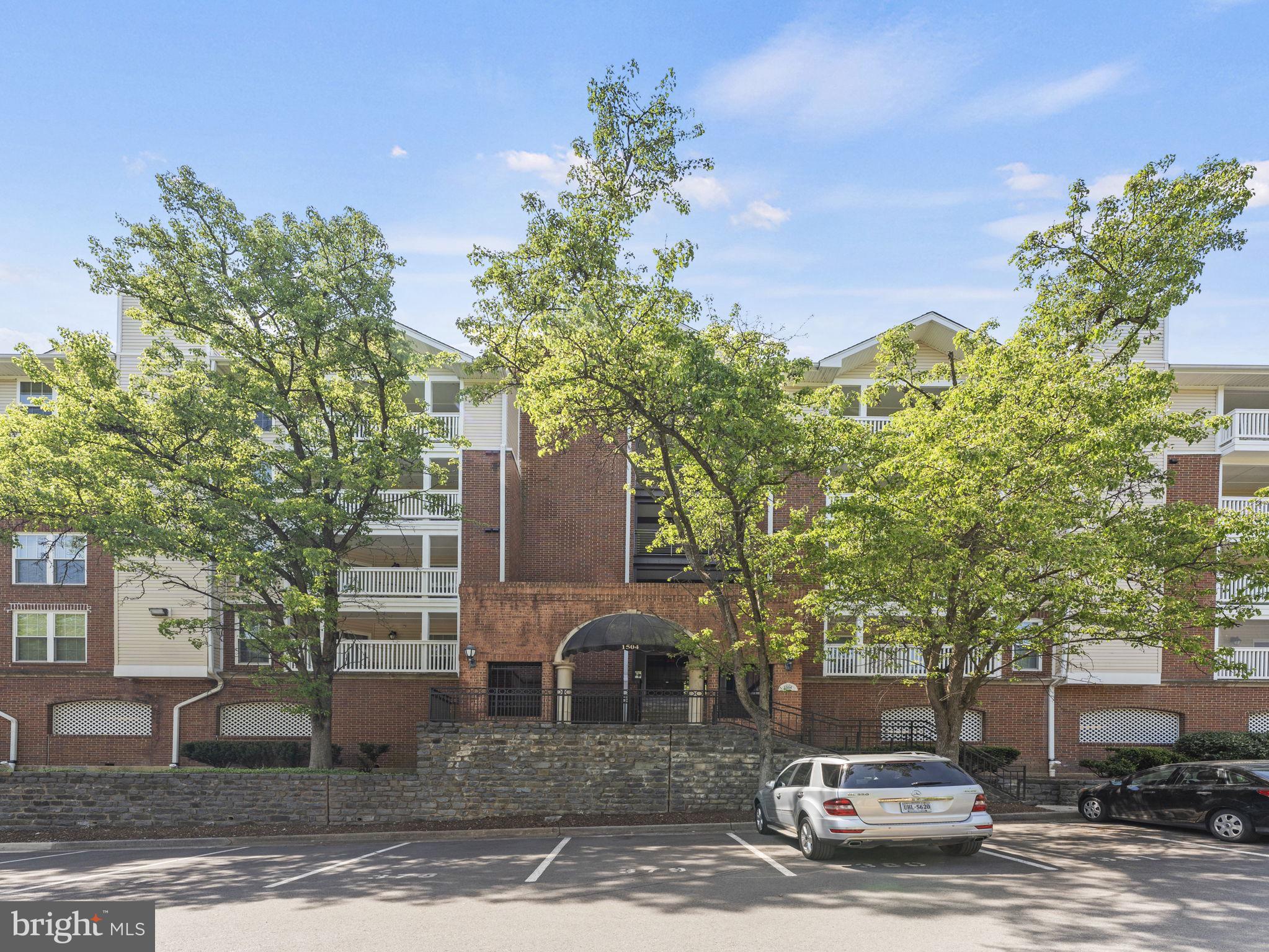 1504 LINCOLN WAY 320
