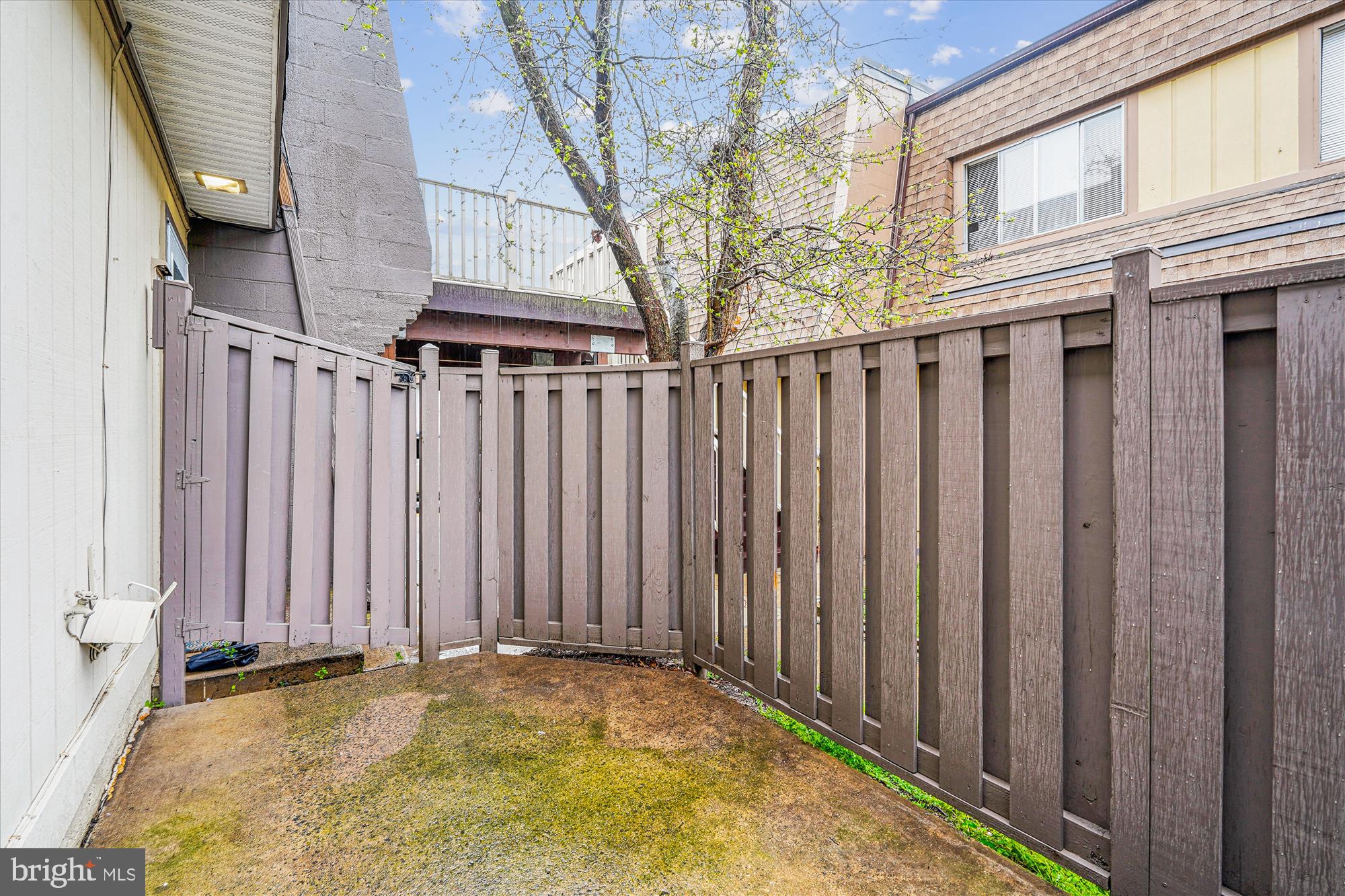 3878 MANZANITA PL D