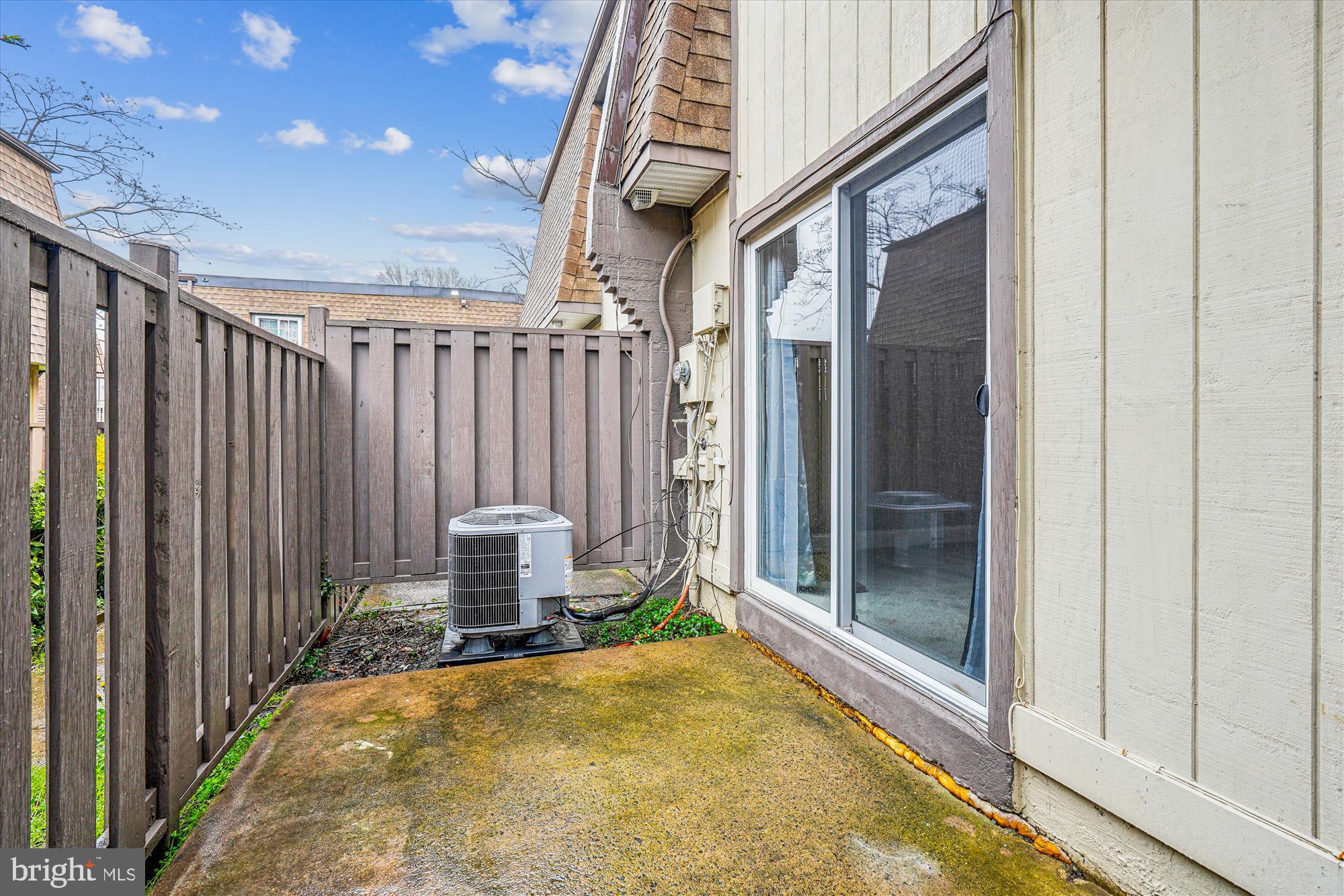 3878 MANZANITA PL D