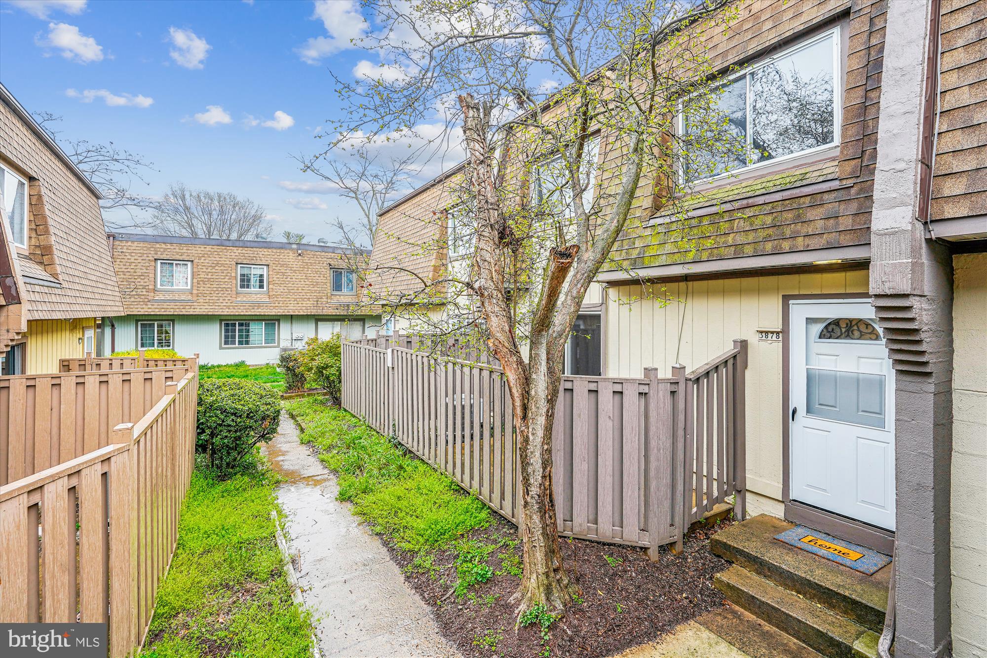 3878 MANZANITA PL D