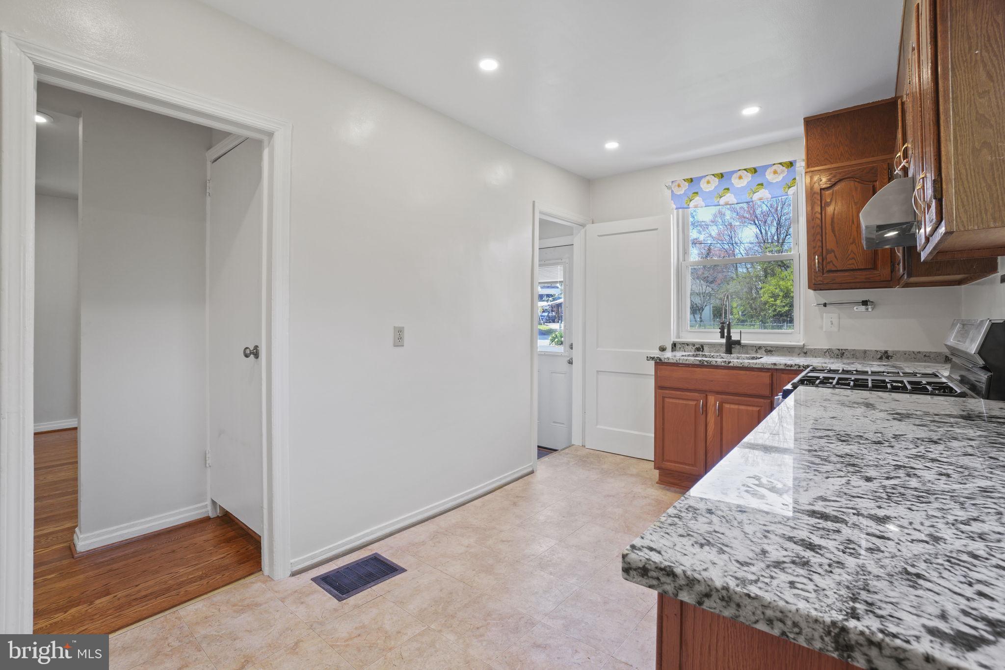 2941 SUMMERFIELD