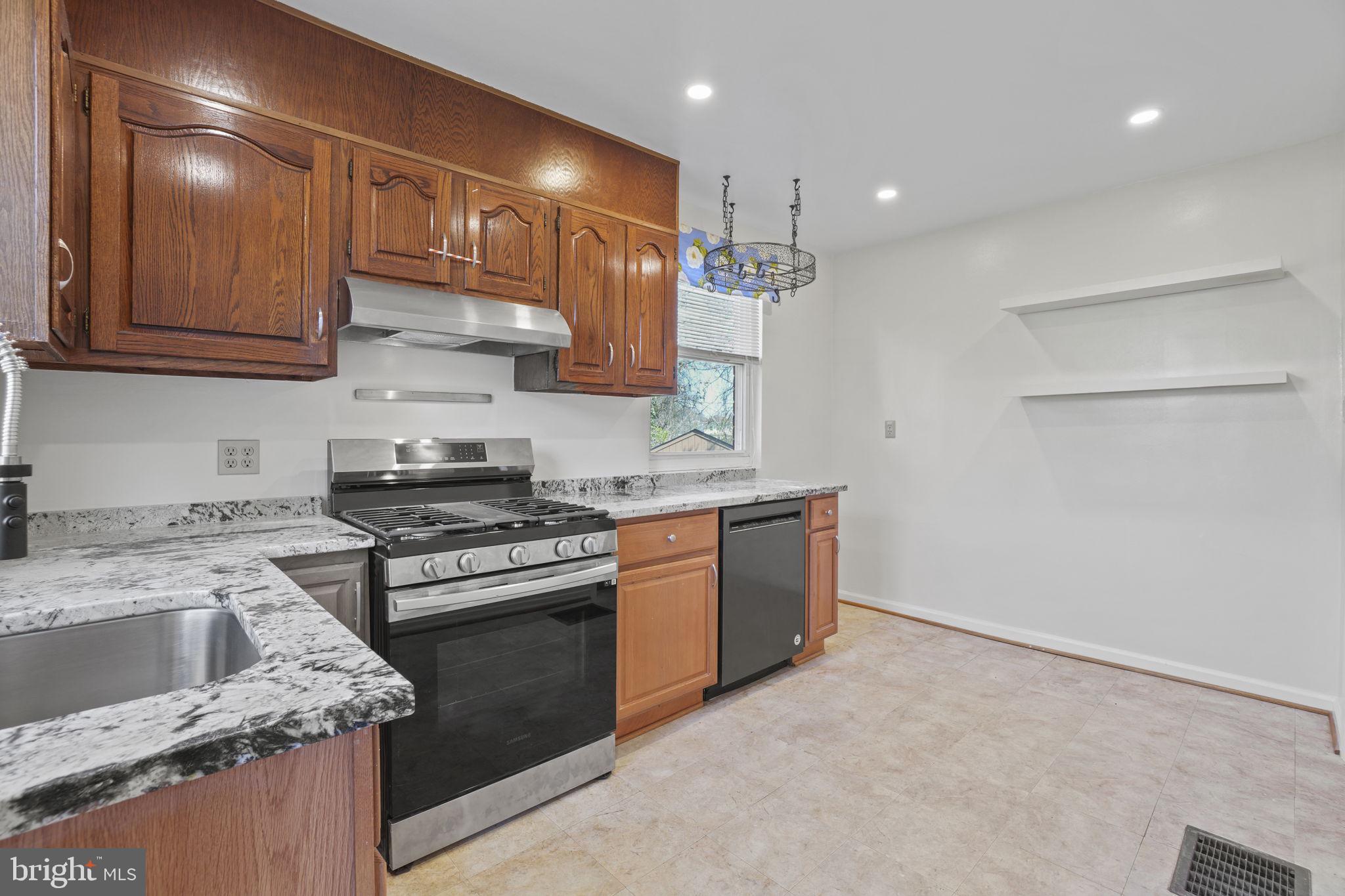 2941 SUMMERFIELD