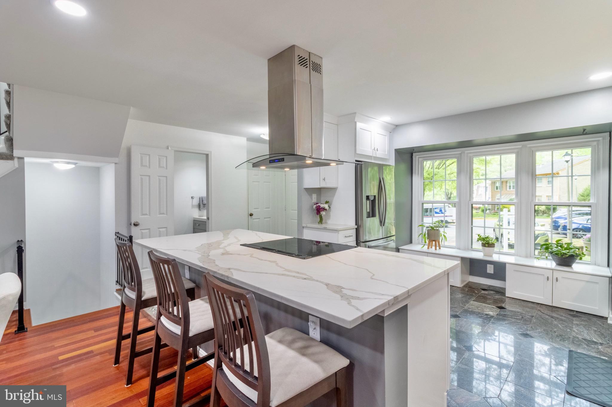 9058 ROSEWALL COURT
