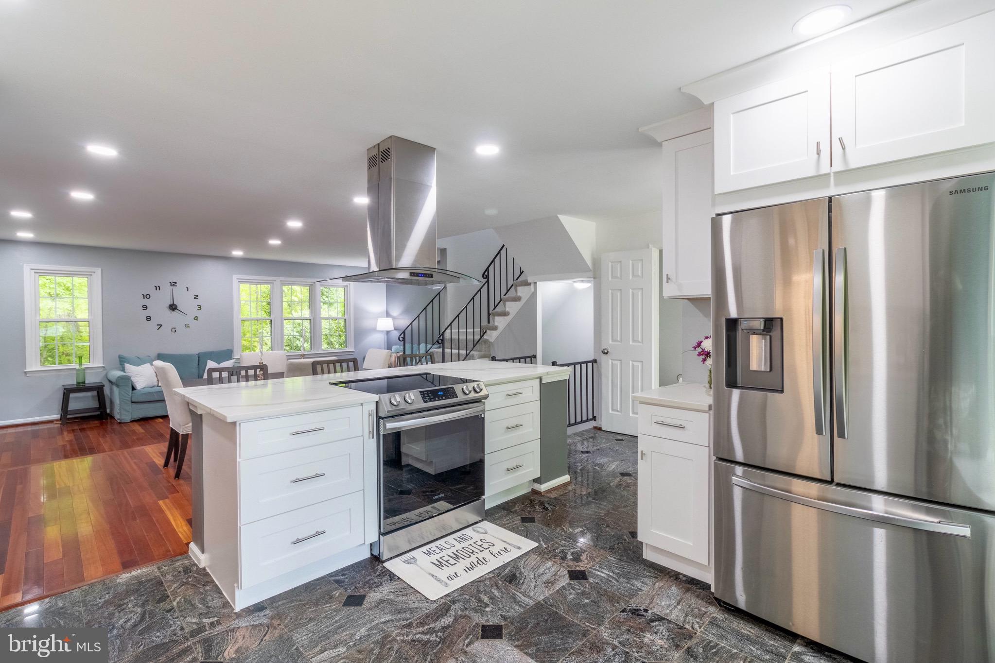 9058 ROSEWALL COURT