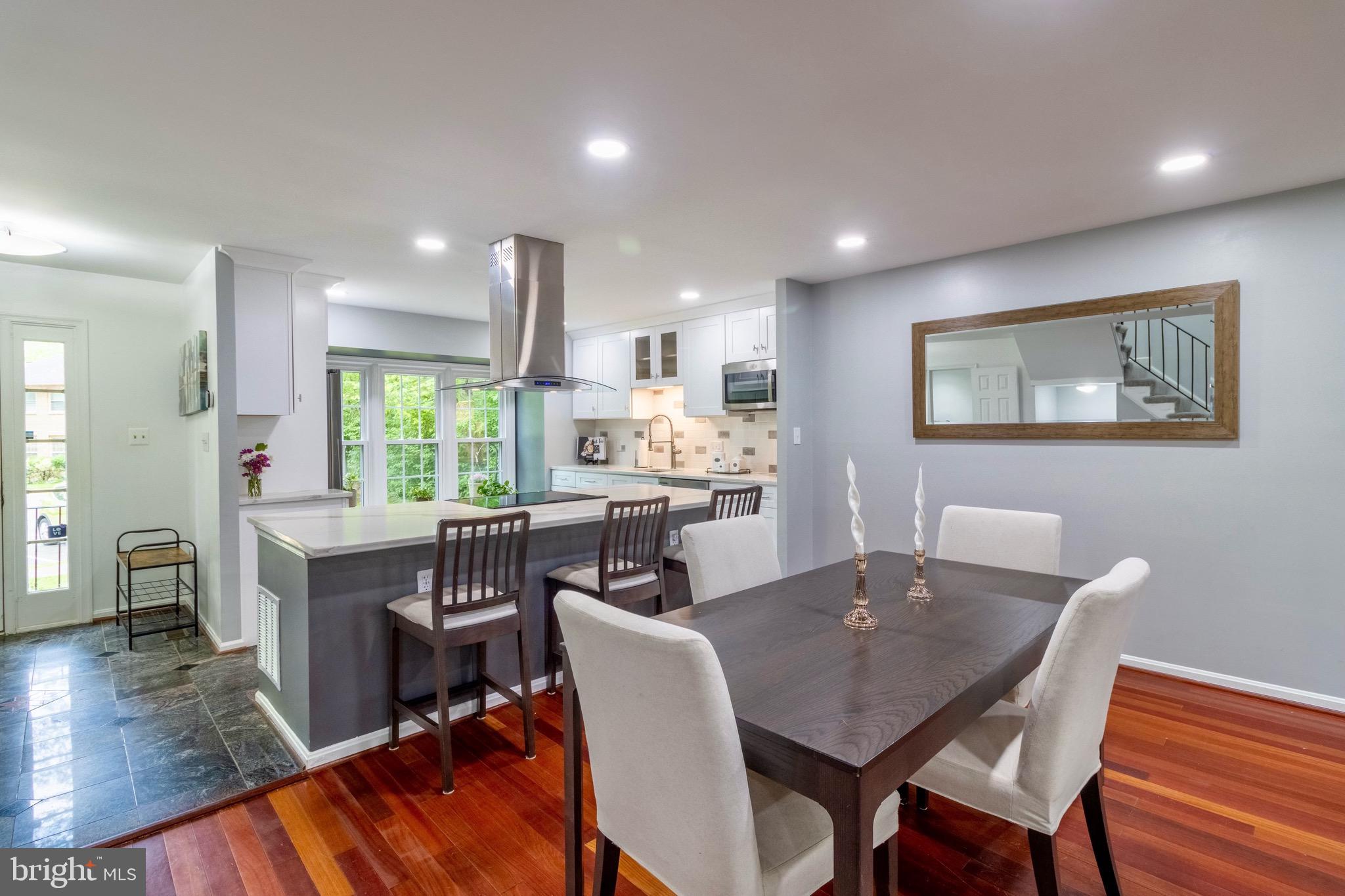 9058 ROSEWALL COURT
