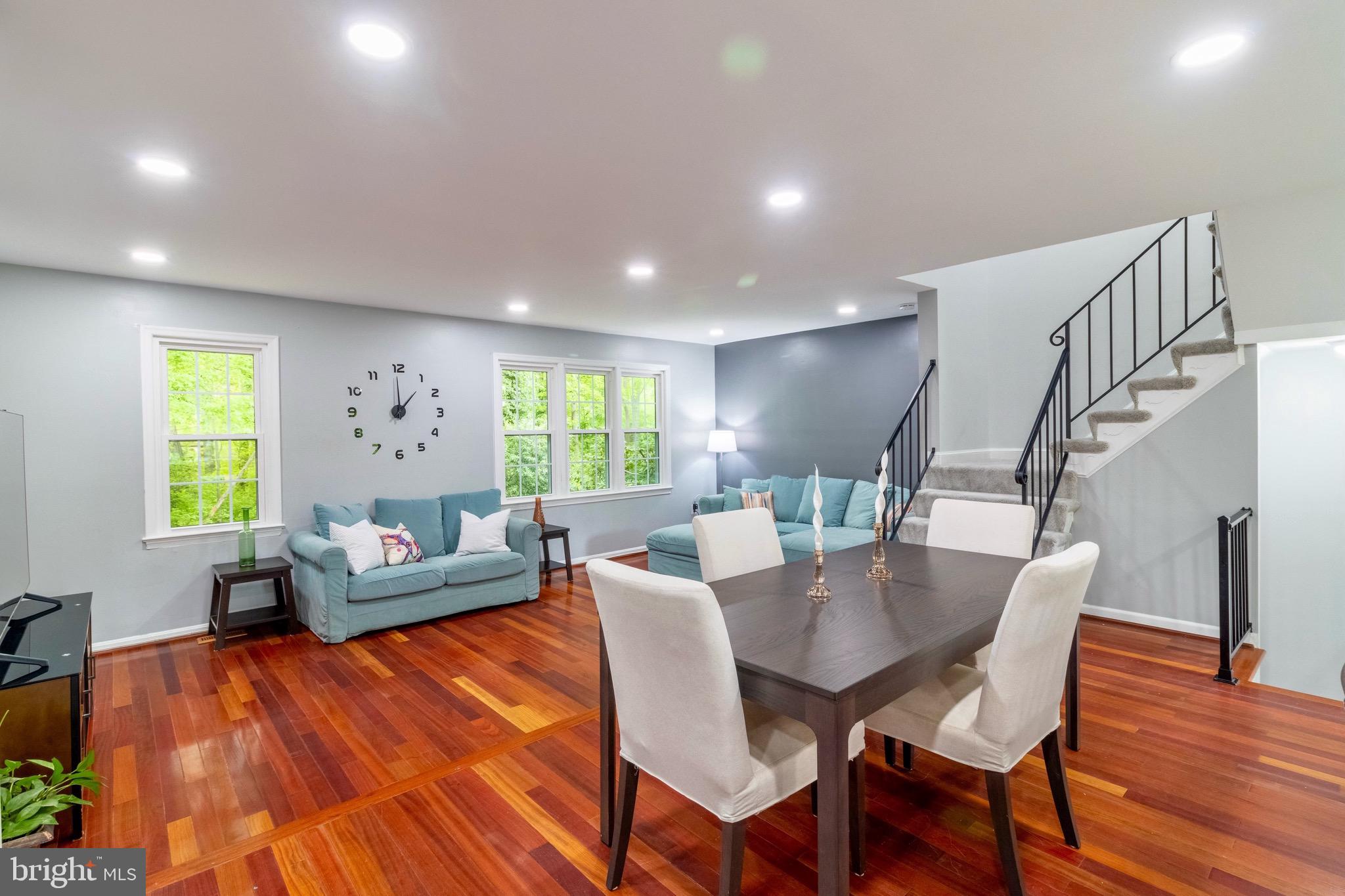 9058 ROSEWALL COURT