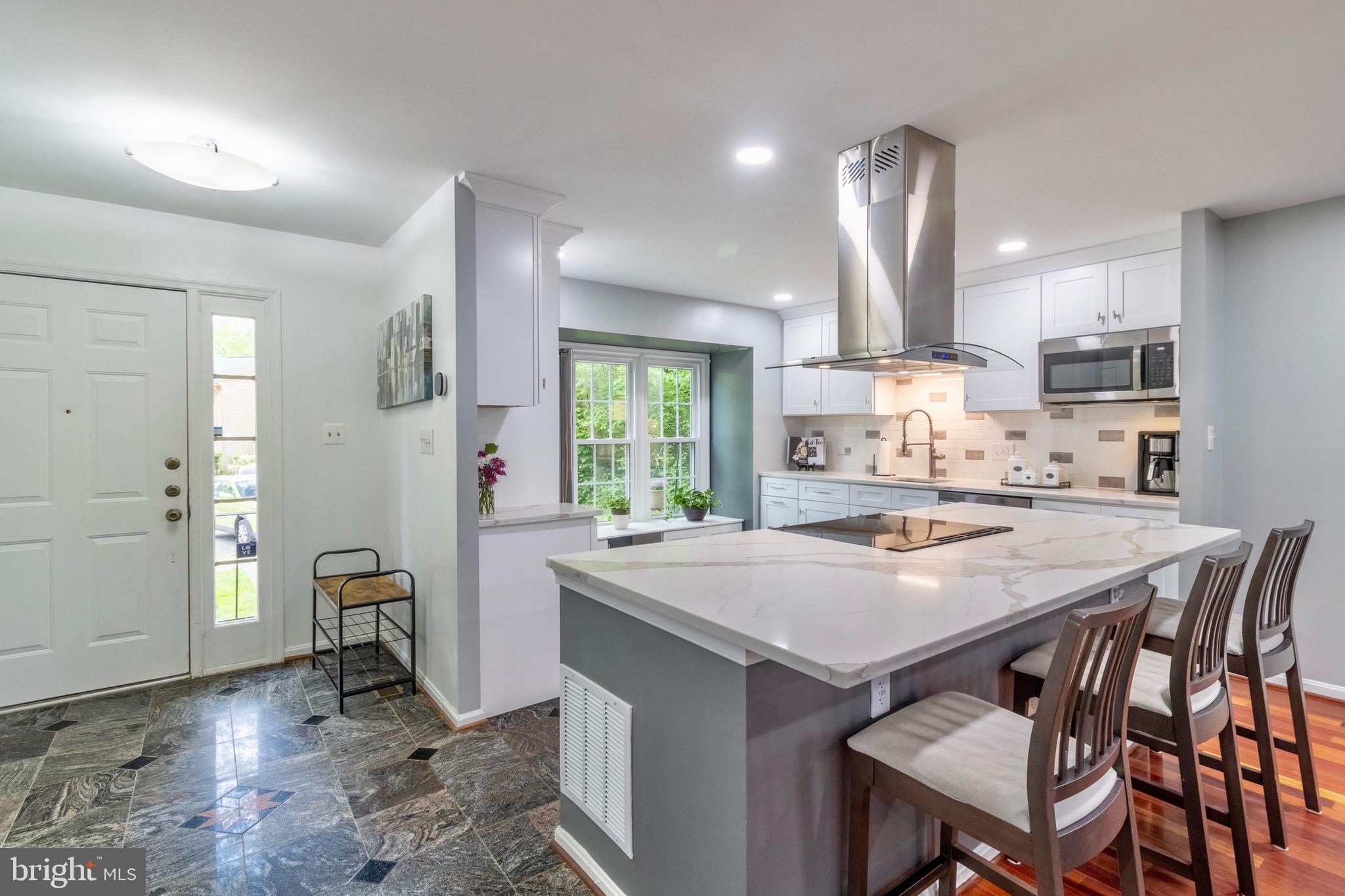 9058 ROSEWALL COURT