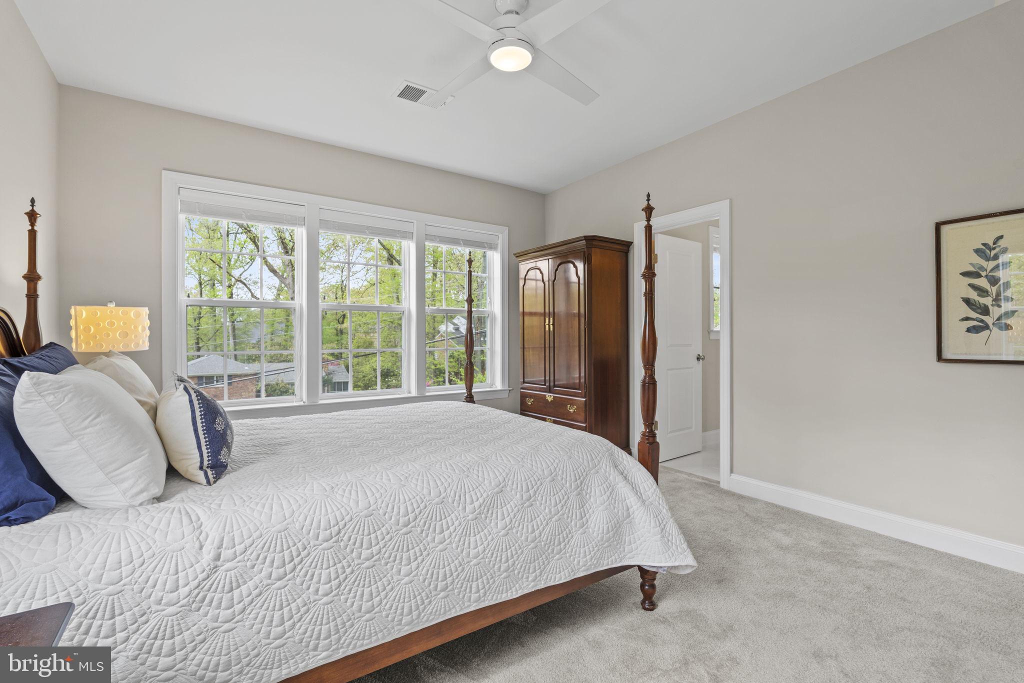 8620 JANET LANE