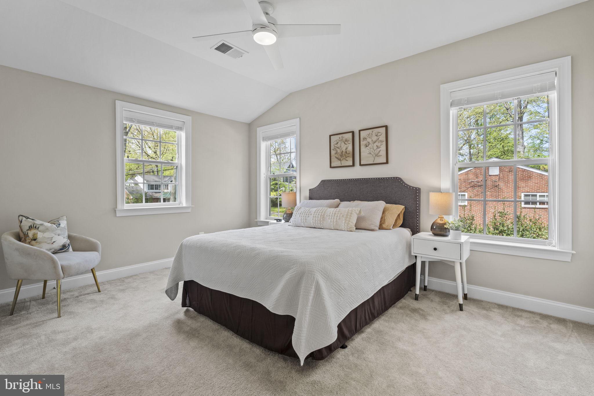 8620 JANET LANE