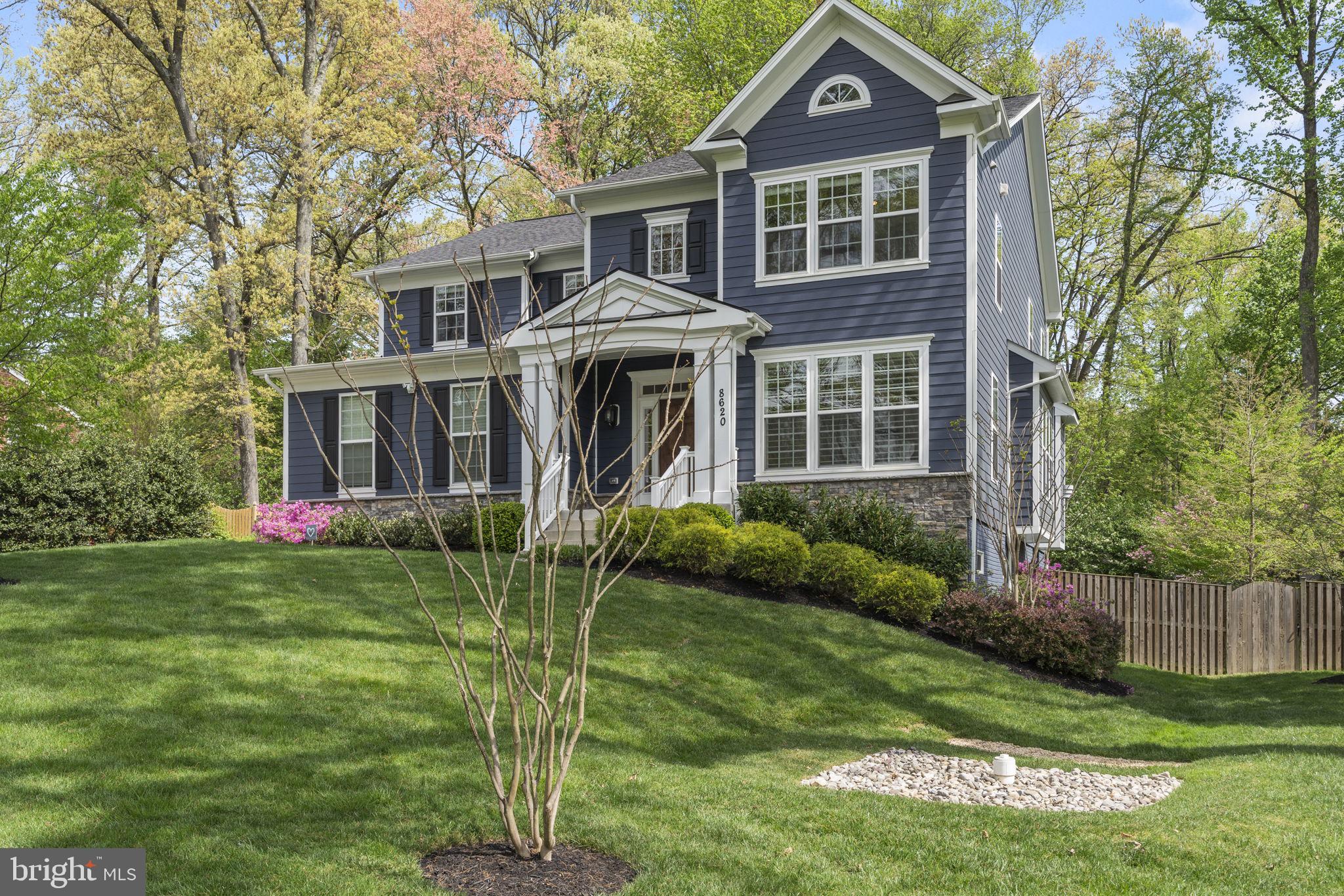 8620 JANET LANE