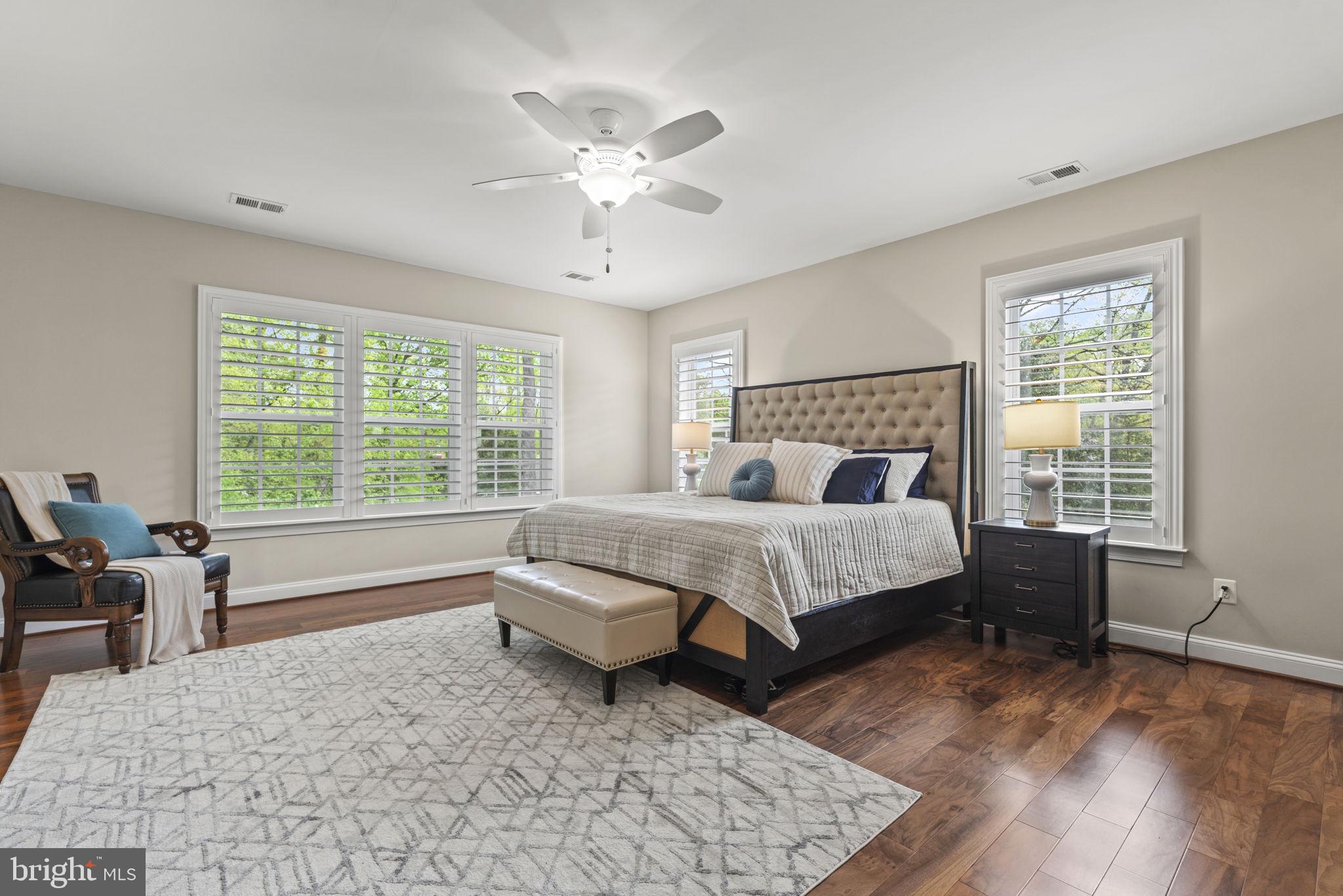 8620 JANET LANE