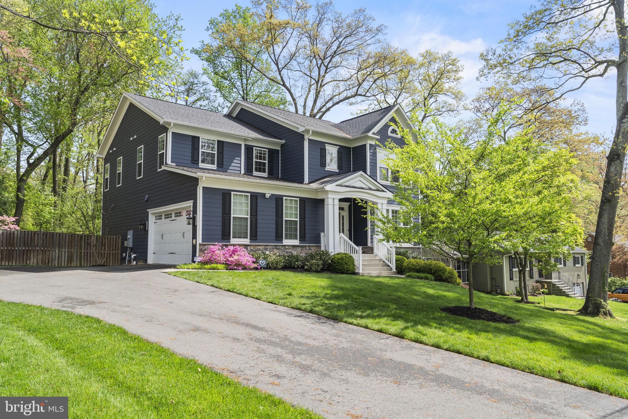 8620 JANET LANE