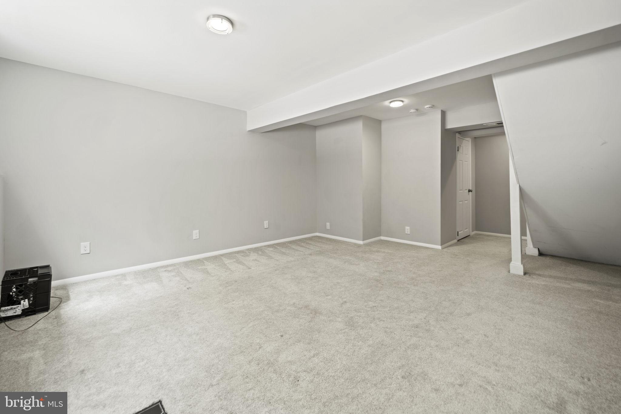 6842 HEATHERWAY COURT