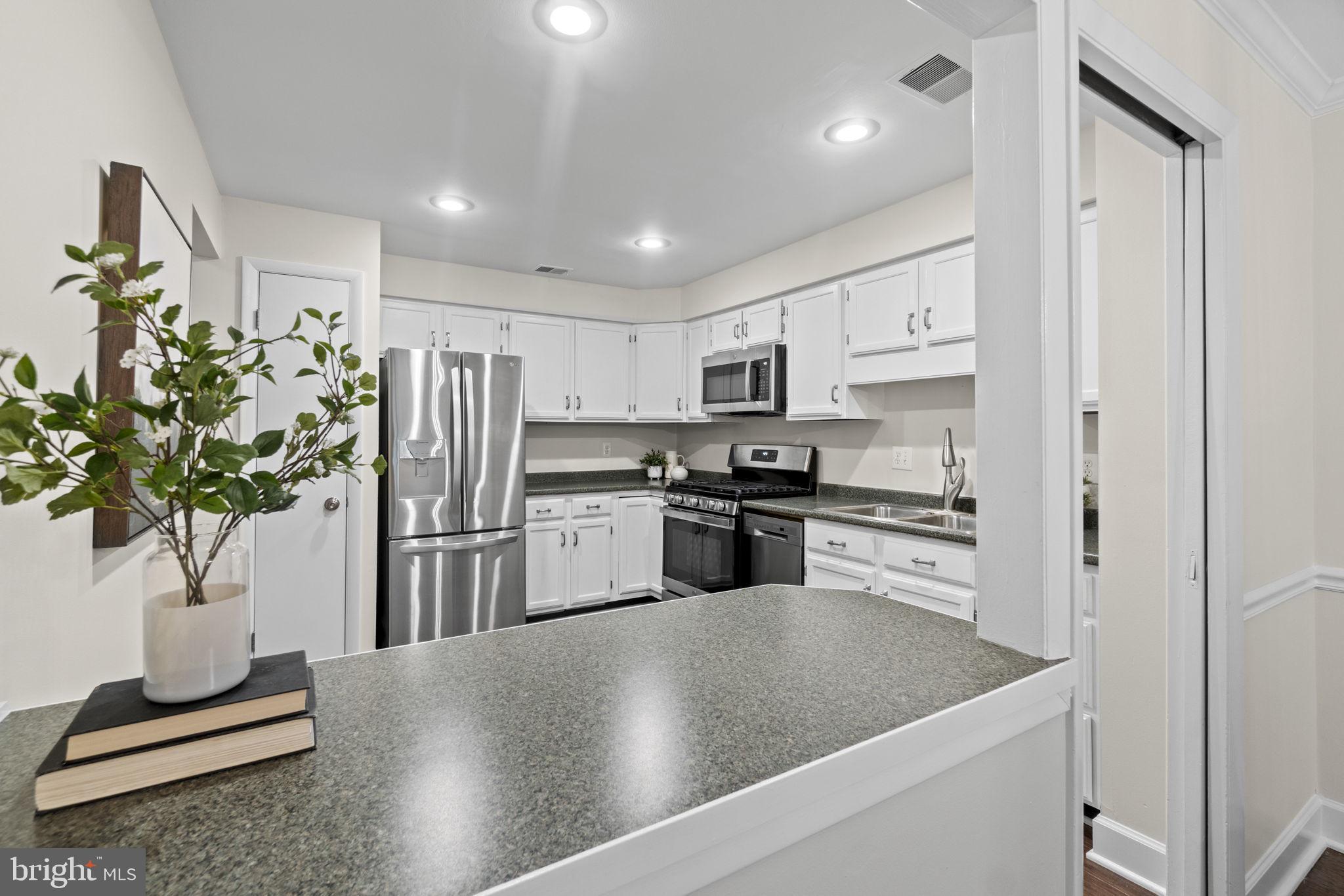 3836 STEPPES COURT B 3836B